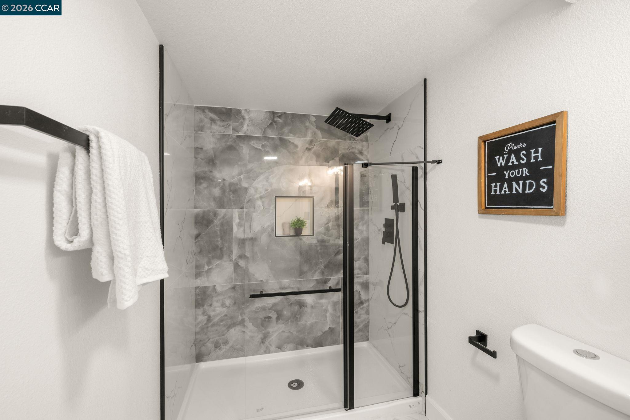 Detail Gallery Image 30 of 54 For 220 Cassady St, Vallejo,  CA 94590 - 3 Beds | 2 Baths