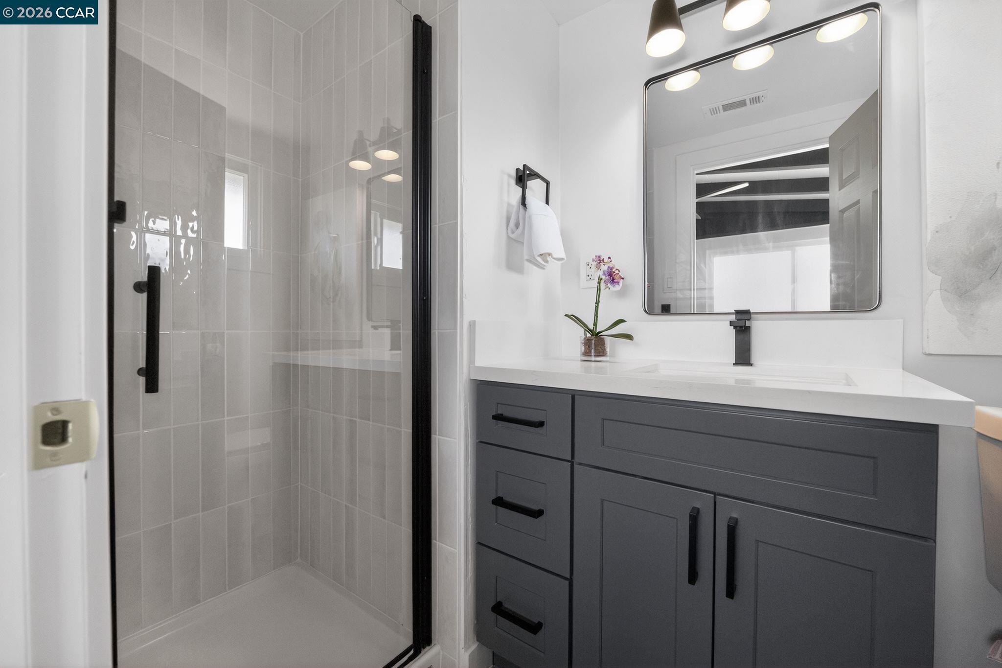 Detail Gallery Image 23 of 32 For 27891 Ormond Ave, Hayward,  CA 94544 - 3 Beds | 2 Baths