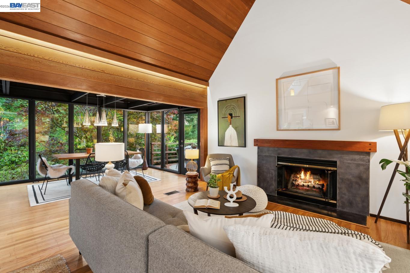 Detail Gallery Image 5 of 60 For 1166 Cragmont Avenue, Berkeley,  CA 94708 - 3 Beds | 3 Baths