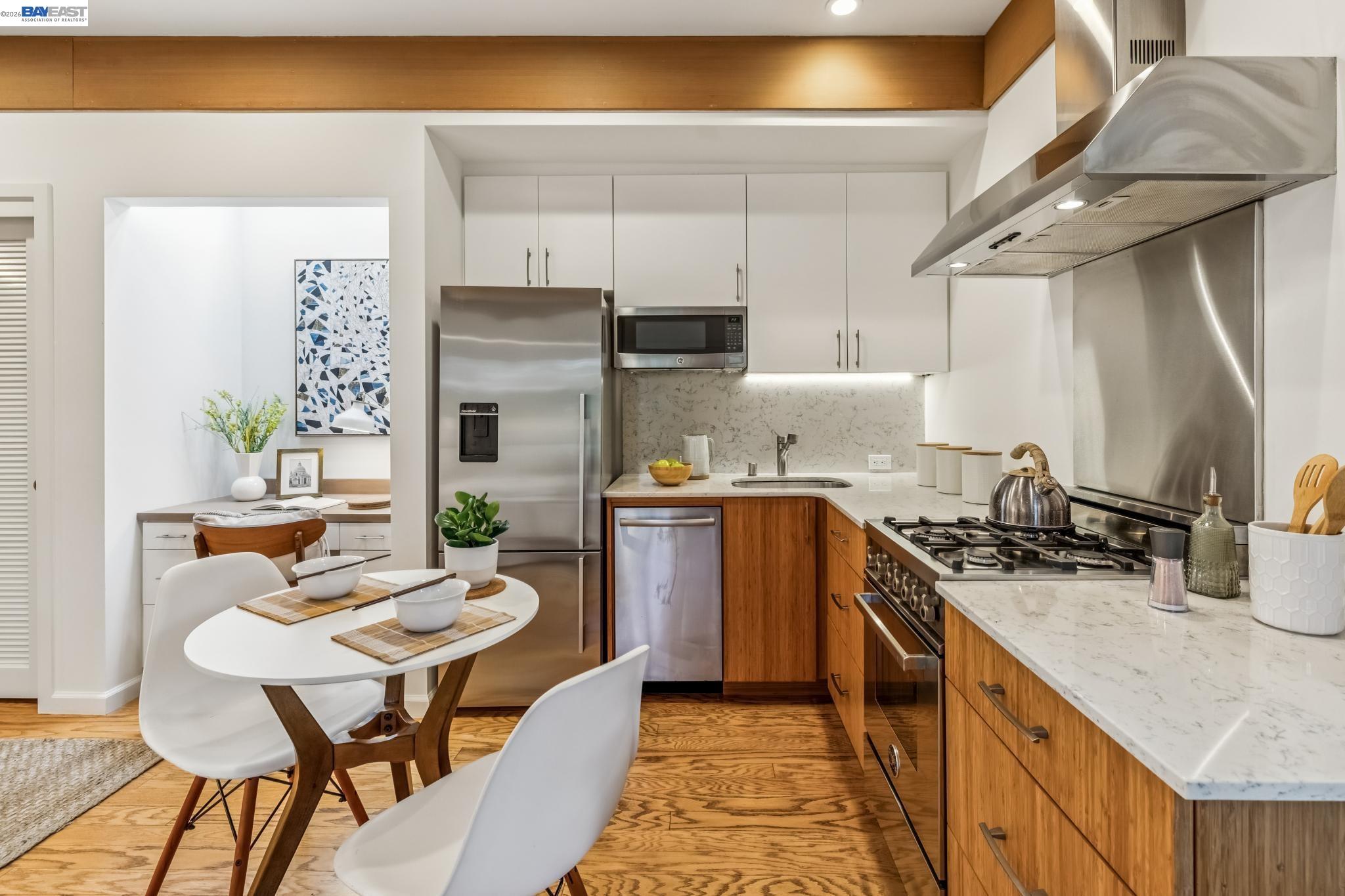 Detail Gallery Image 51 of 60 For 1166 Cragmont Avenue, Berkeley,  CA 94708 - 3 Beds | 3 Baths