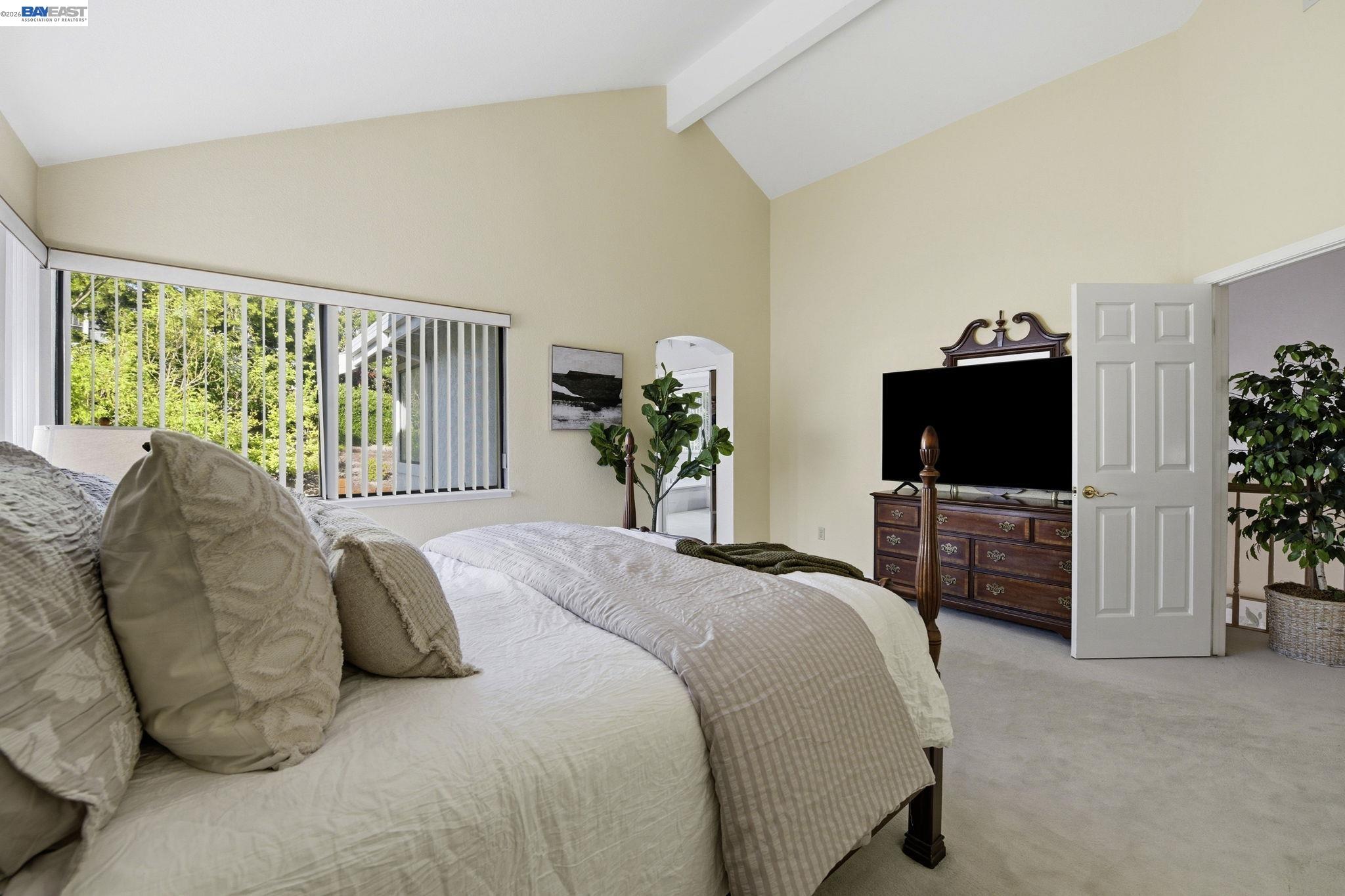 Detail Gallery Image 23 of 44 For 43884 Cameron Hills Drive, Fremont,  CA 94539-5972 - 4 Beds | 2/1 Baths