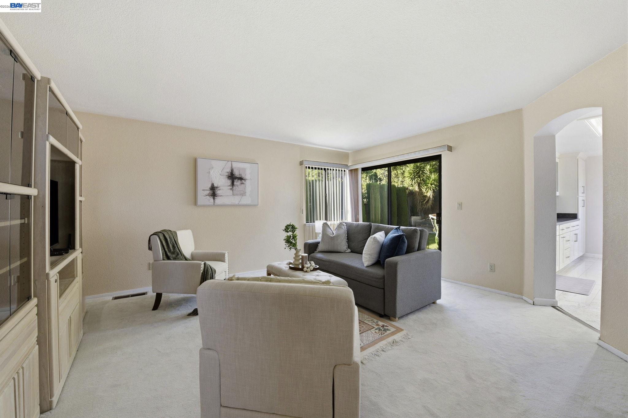 Detail Gallery Image 10 of 44 For 43884 Cameron Hills Drive, Fremont,  CA 94539-5972 - 4 Beds | 2/1 Baths