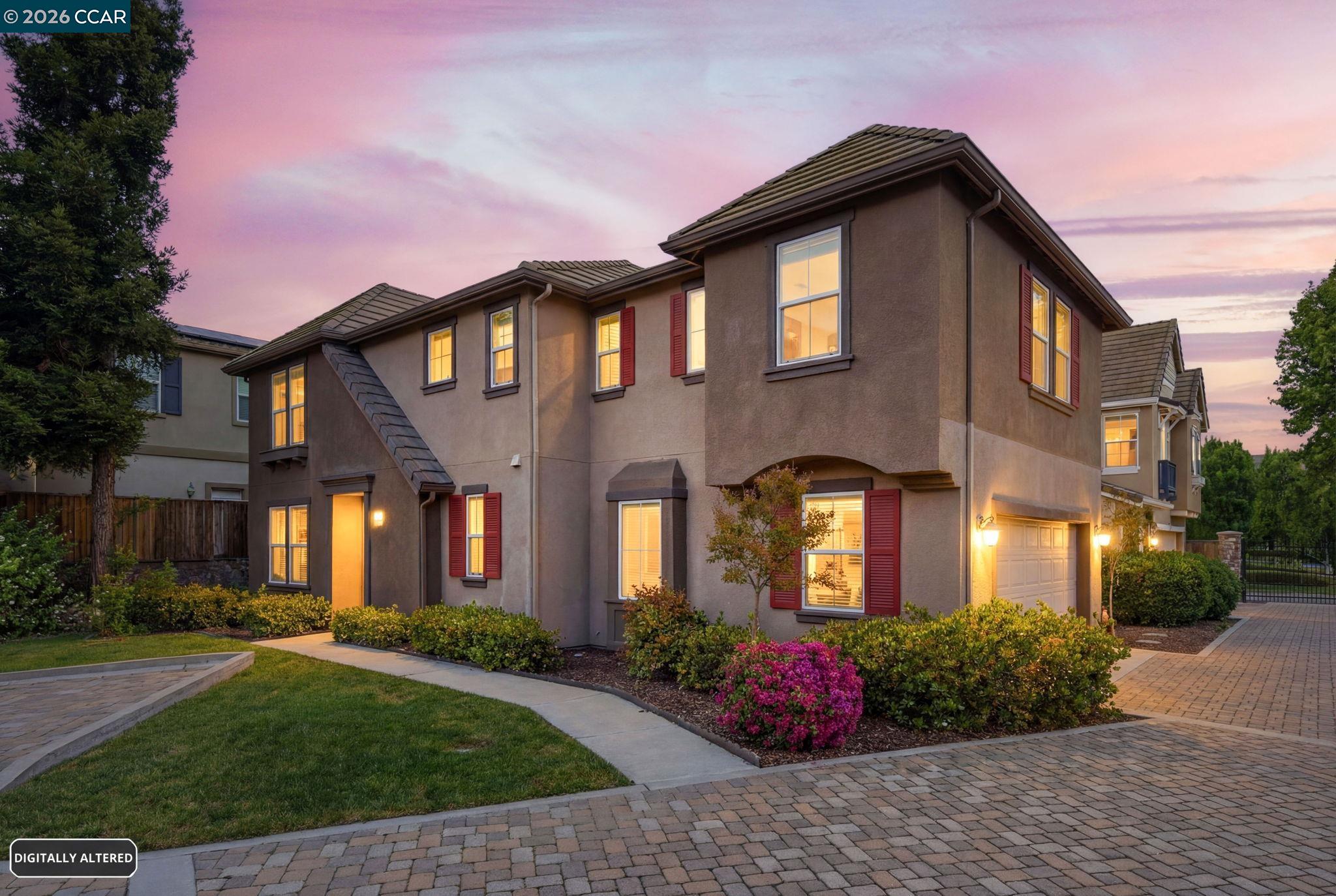 Front Image Thumbnail for CC41131356