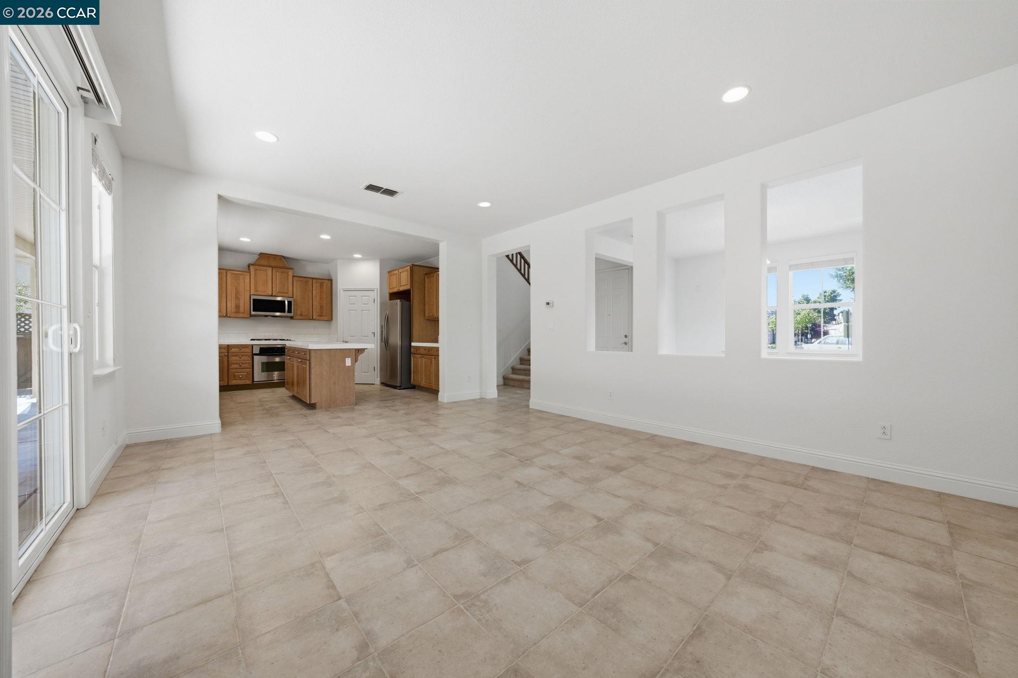 Detail Gallery Image 15 of 60 For 3808 Amerigo Ct, Antioch,  CA 94509 - 3 Beds | 2/1 Baths