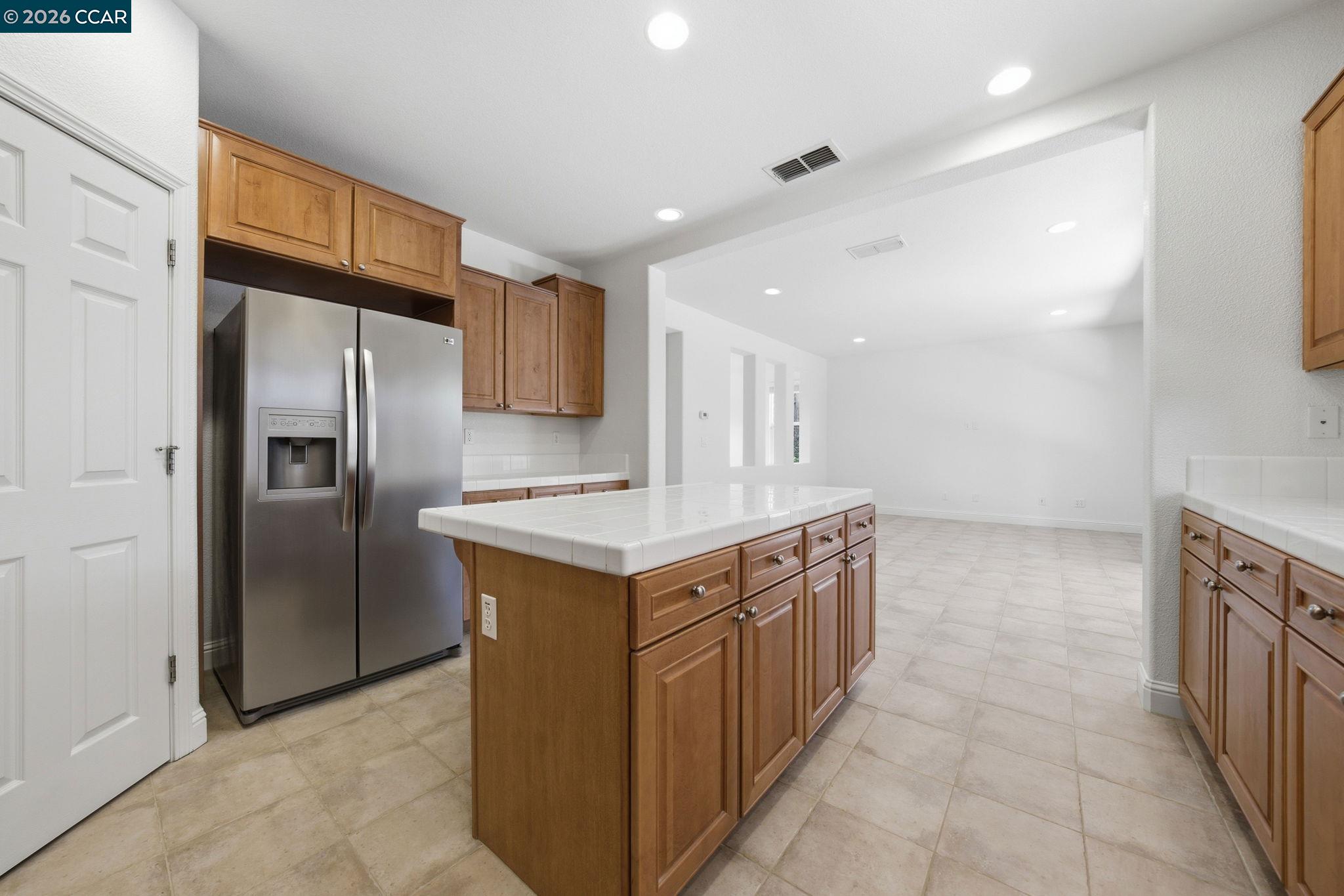 Detail Gallery Image 21 of 60 For 3808 Amerigo Ct, Antioch,  CA 94509 - 3 Beds | 2/1 Baths