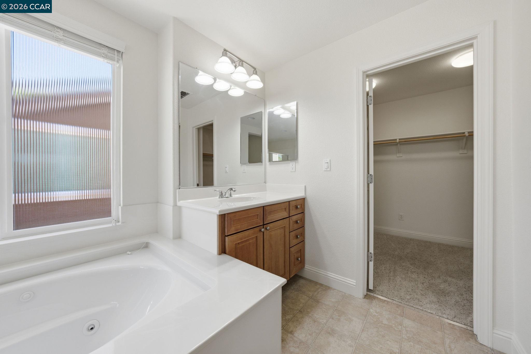 Detail Gallery Image 46 of 60 For 3808 Amerigo Ct, Antioch,  CA 94509 - 3 Beds | 2/1 Baths
