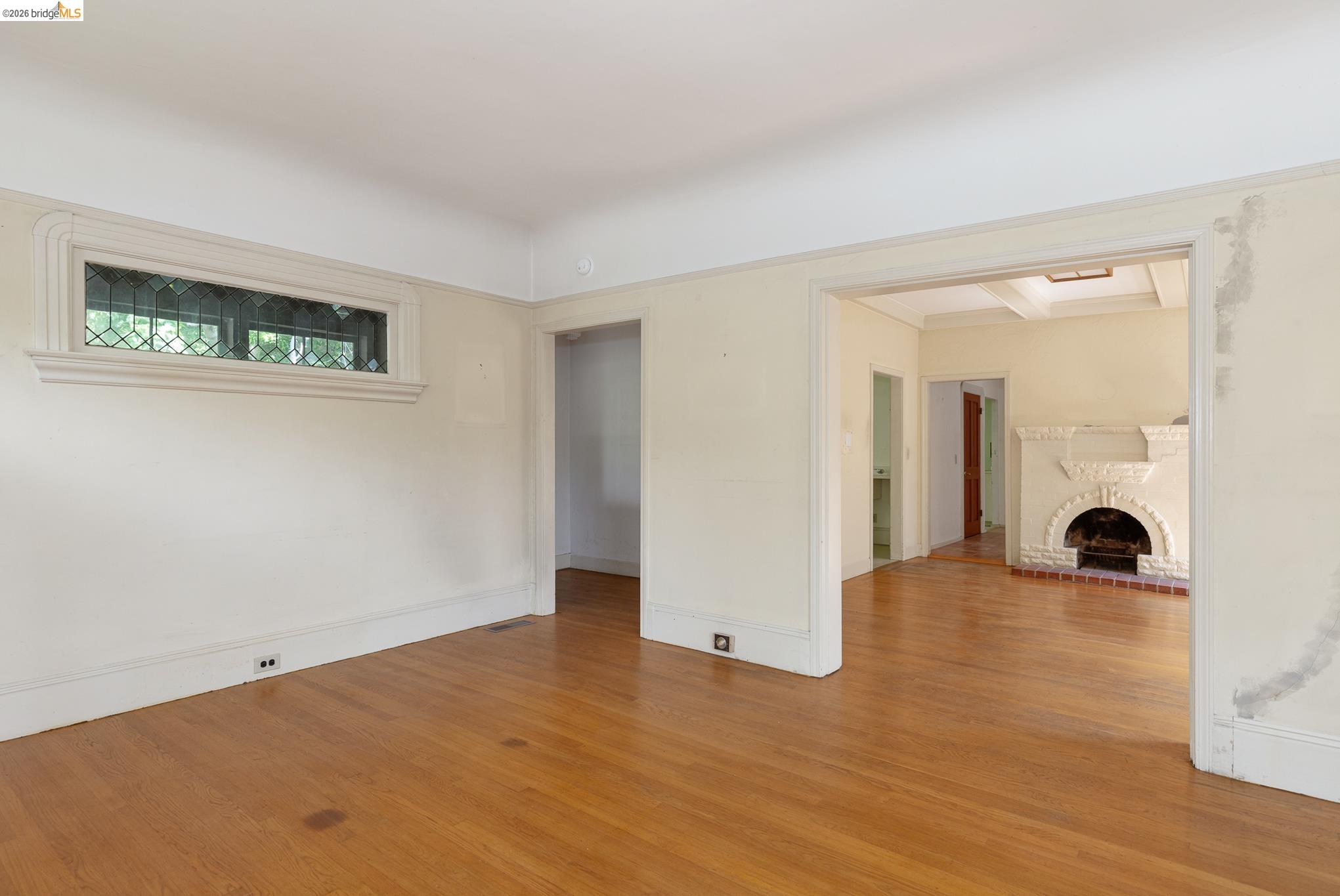 Detail Gallery Image 7 of 25 For 42 Linda Ave, Oakland,  CA 94611 - 3 Beds | 1/1 Baths