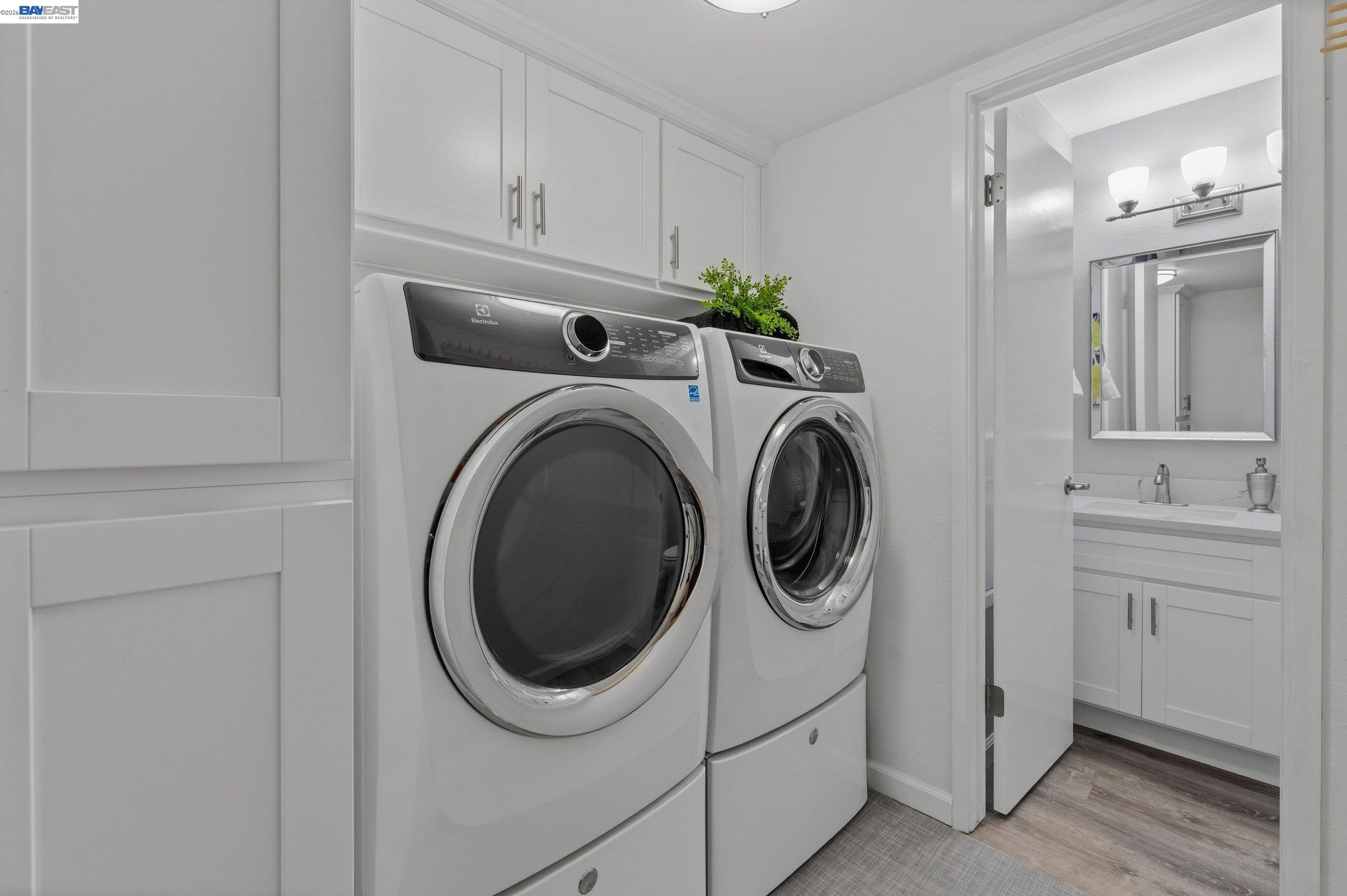 Photo #8: 41131368 Listing: Photo #8