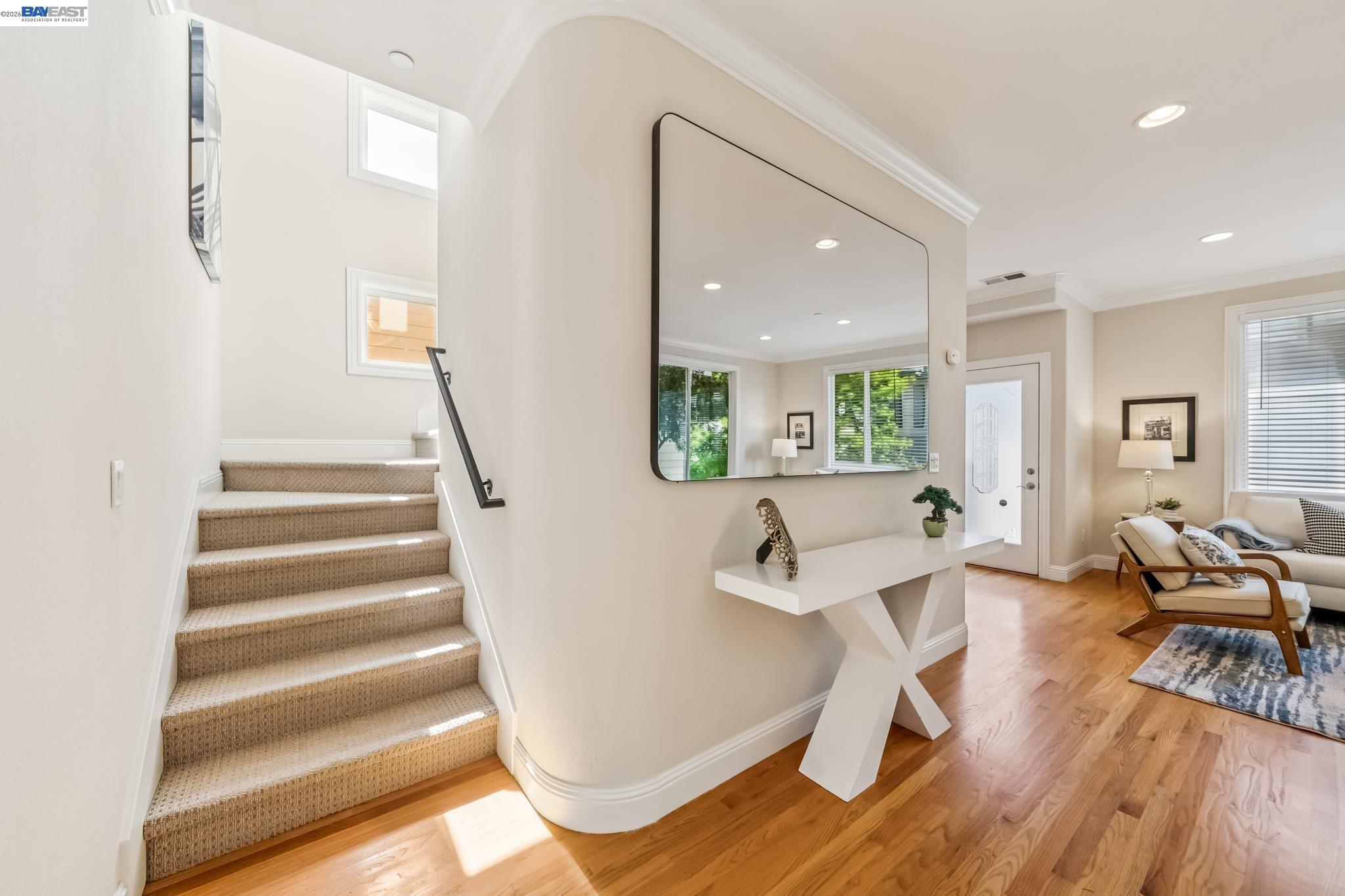 Detail Gallery Image 17 of 34 For 829 Lippert Pl, Santa Clara,  CA 95050 - 3 Beds | 2/1 Baths