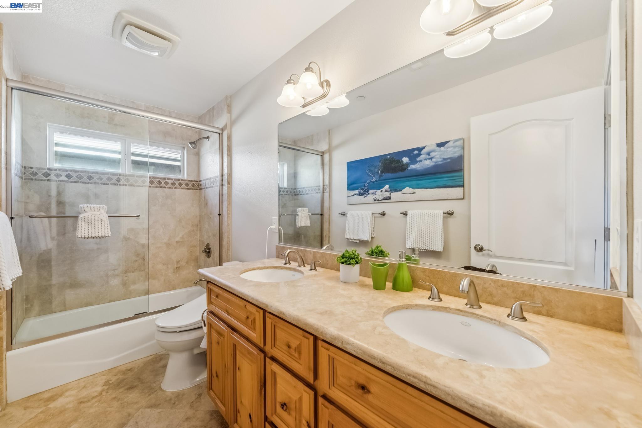 Detail Gallery Image 28 of 34 For 829 Lippert Pl, Santa Clara,  CA 95050 - 3 Beds | 2/1 Baths