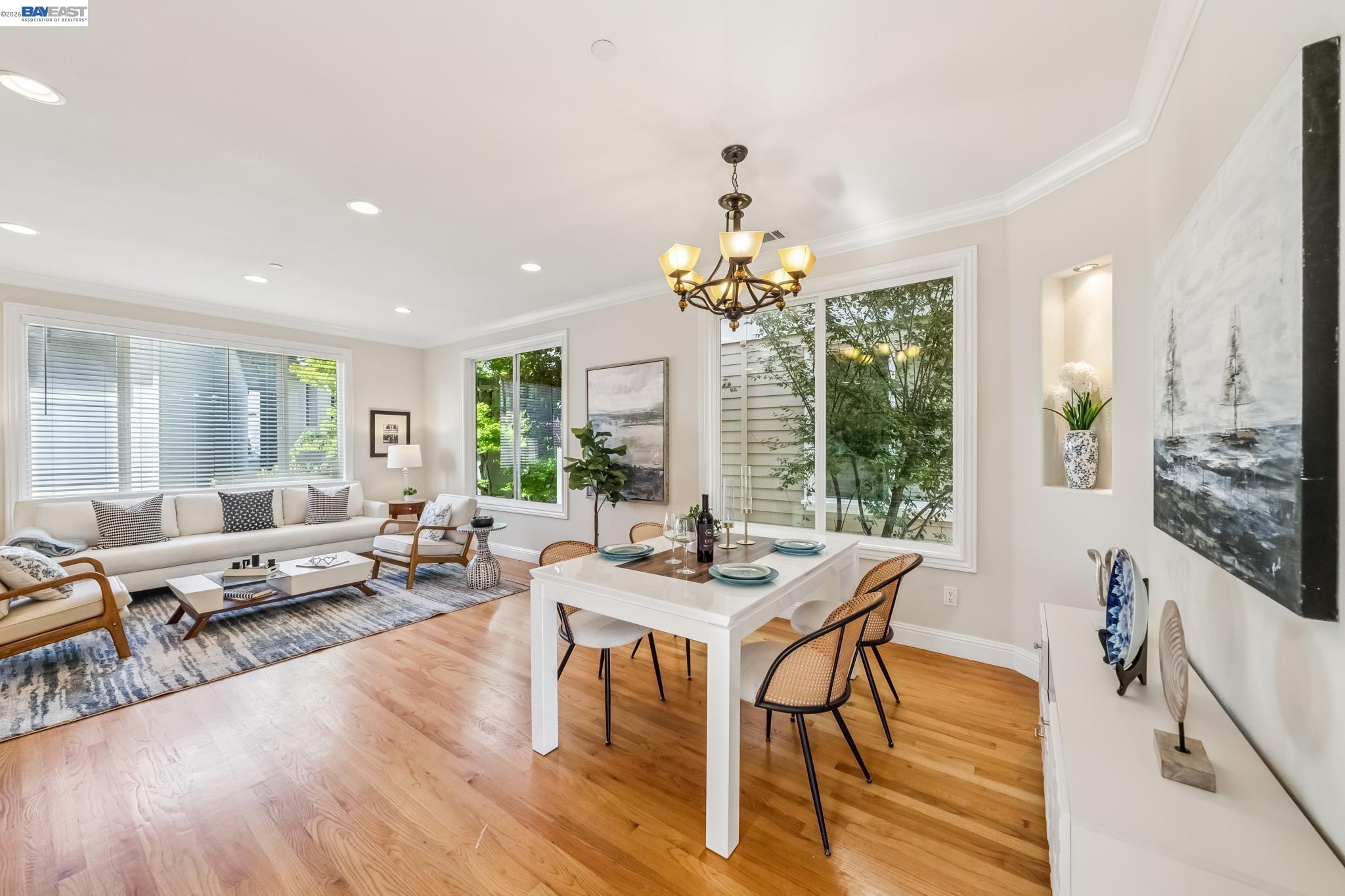 Detail Gallery Image 9 of 34 For 829 Lippert Pl, Santa Clara,  CA 95050 - 3 Beds | 2/1 Baths