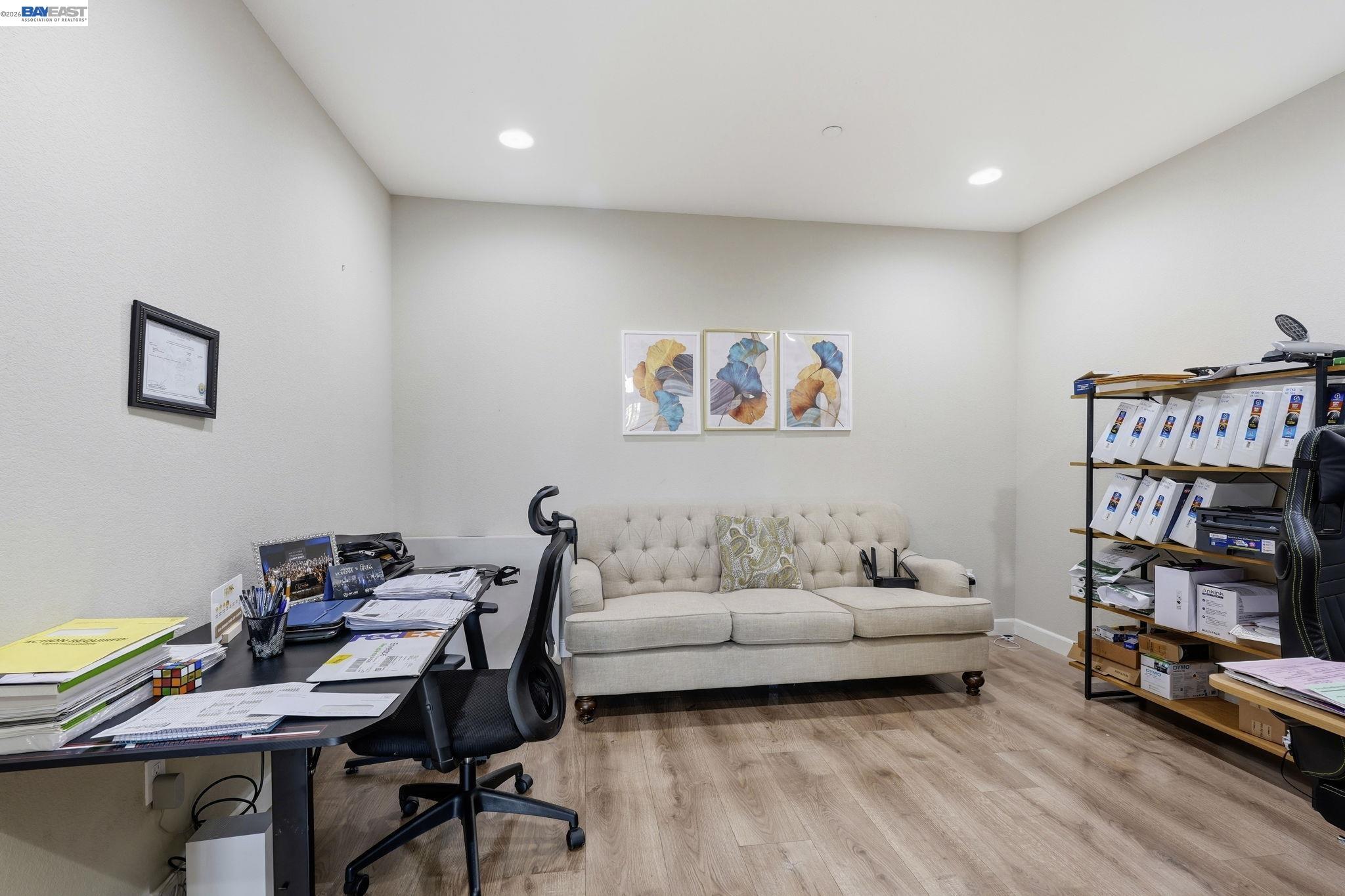 Detail Gallery Image 13 of 24 For 1176 Duomo Way, Manteca,  CA 95337 - 4 Beds | 3/1 Baths