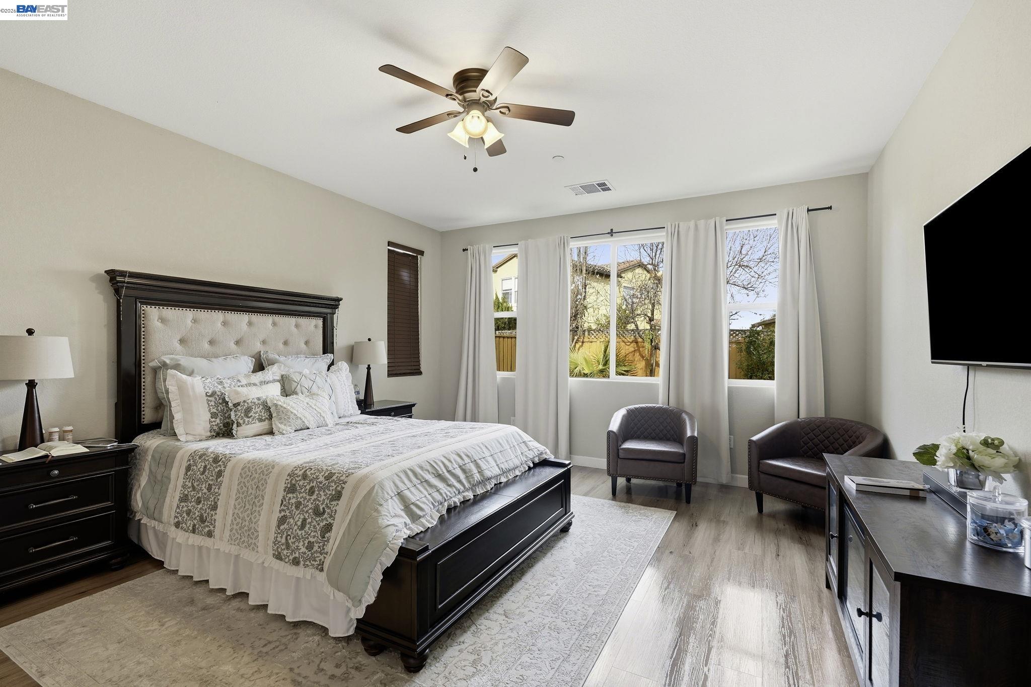 Detail Gallery Image 17 of 24 For 1176 Duomo Way, Manteca,  CA 95337 - 4 Beds | 3/1 Baths