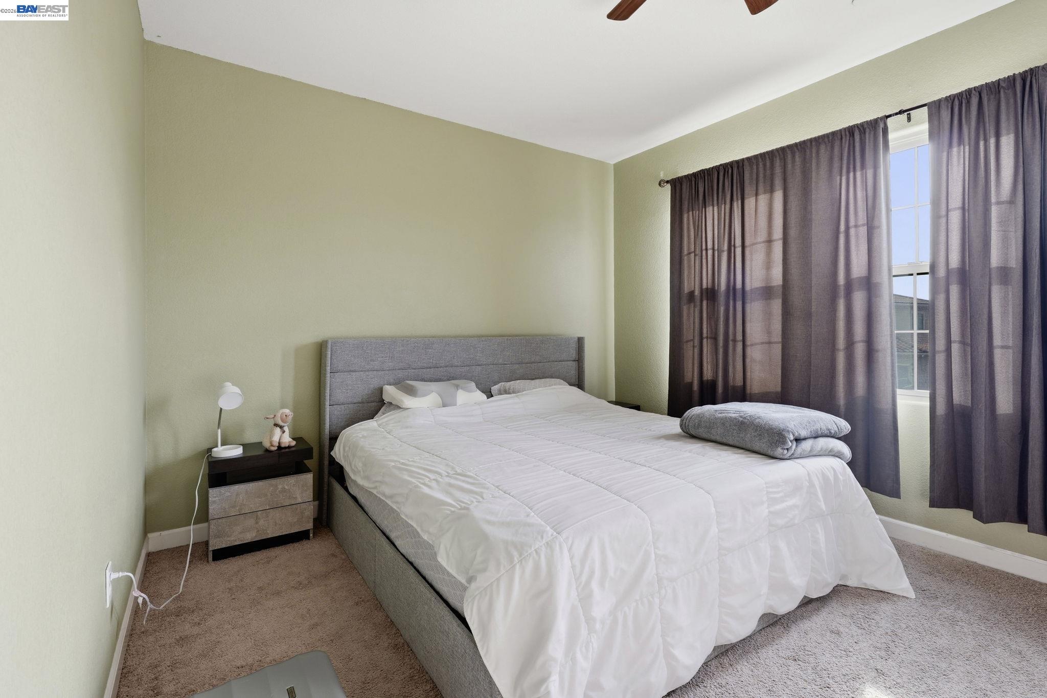 Detail Gallery Image 18 of 24 For 1176 Duomo Way, Manteca,  CA 95337 - 4 Beds | 3/1 Baths