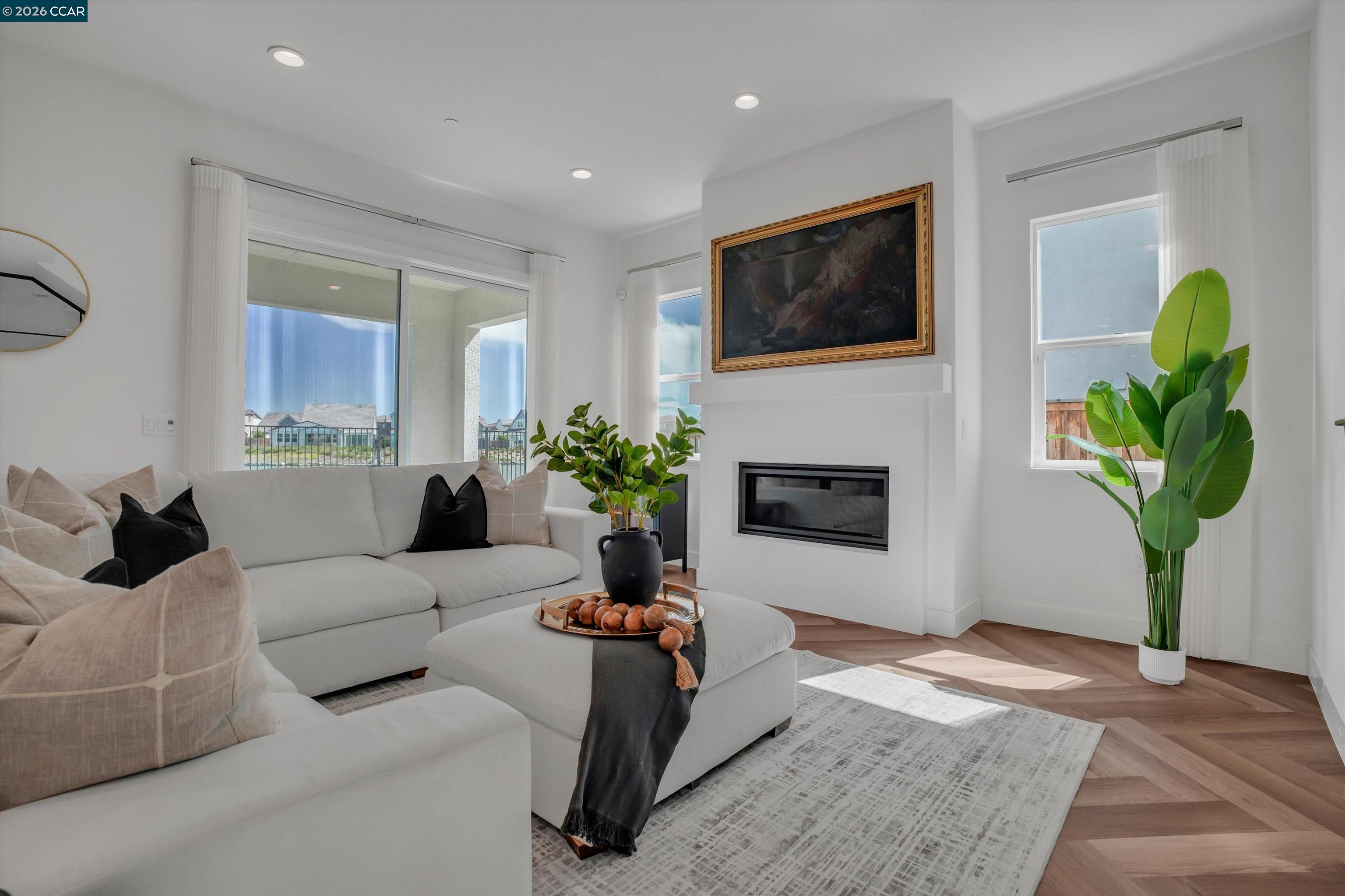 Detail Gallery Image 15 of 67 For 3368 Mulholland Dr, Lathrop,  CA 95330 - 5 Beds | 4/1 Baths