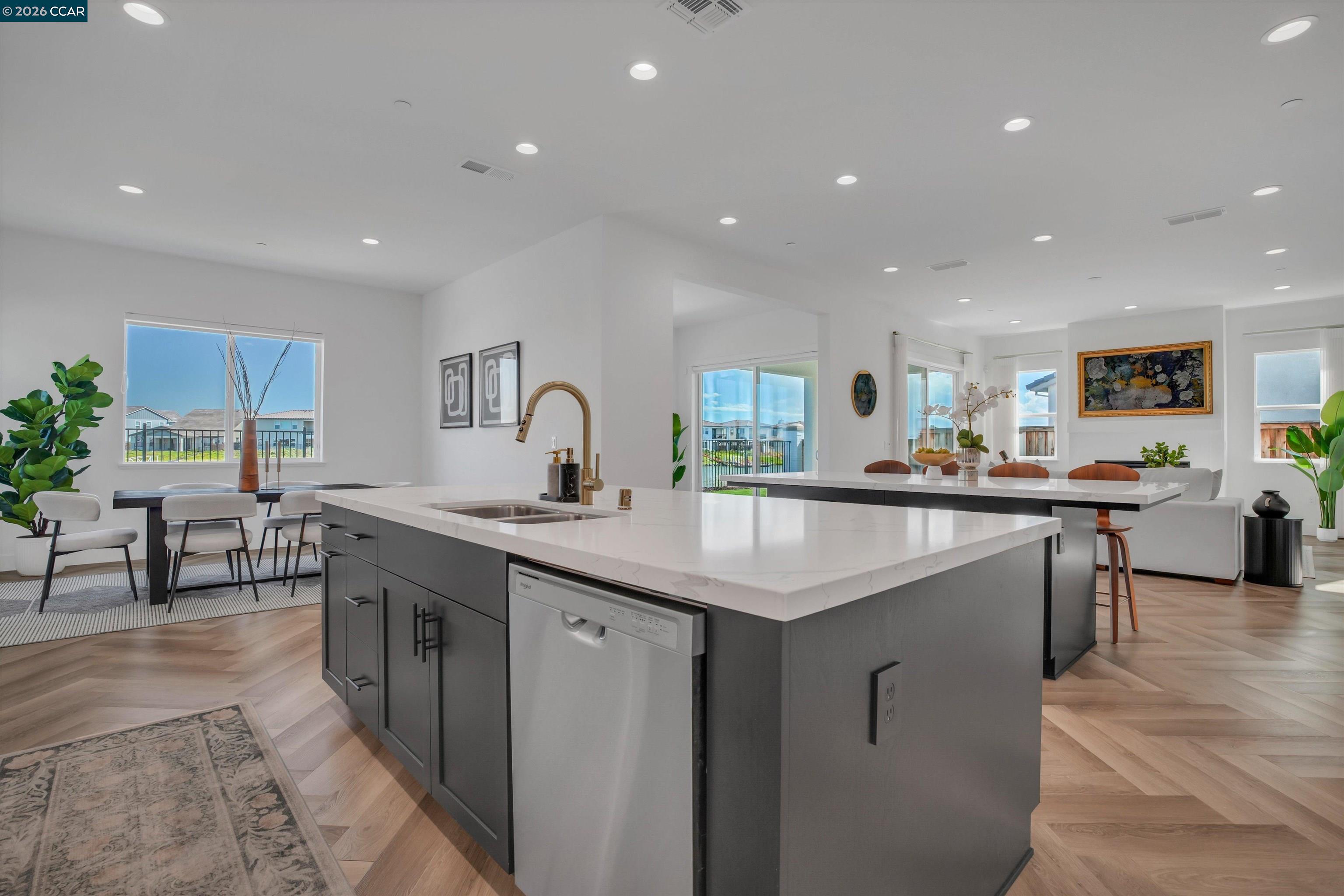 Detail Gallery Image 21 of 67 For 3368 Mulholland Dr, Lathrop,  CA 95330 - 5 Beds | 4/1 Baths