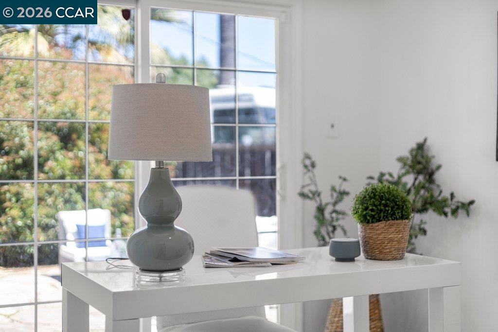 Detail Gallery Image 17 of 39 For 1139 Lovell Court, Concord,  CA 94520 - 5 Beds | 2 Baths