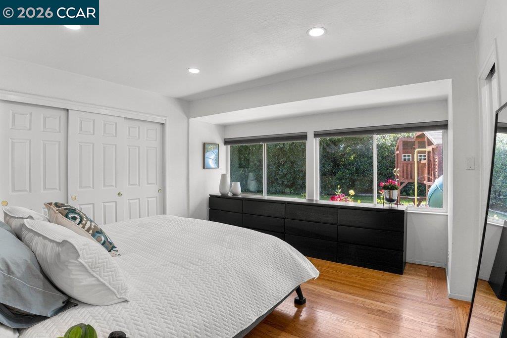 Detail Gallery Image 25 of 39 For 1139 Lovell Court, Concord,  CA 94520 - 5 Beds | 2 Baths