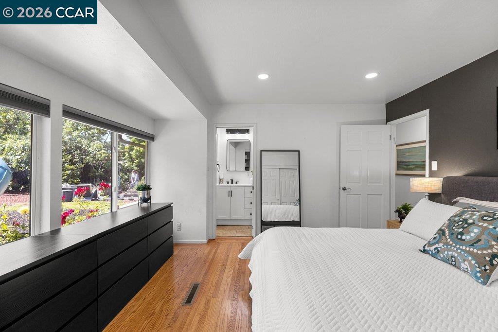 Detail Gallery Image 26 of 39 For 1139 Lovell Court, Concord,  CA 94520 - 5 Beds | 2 Baths