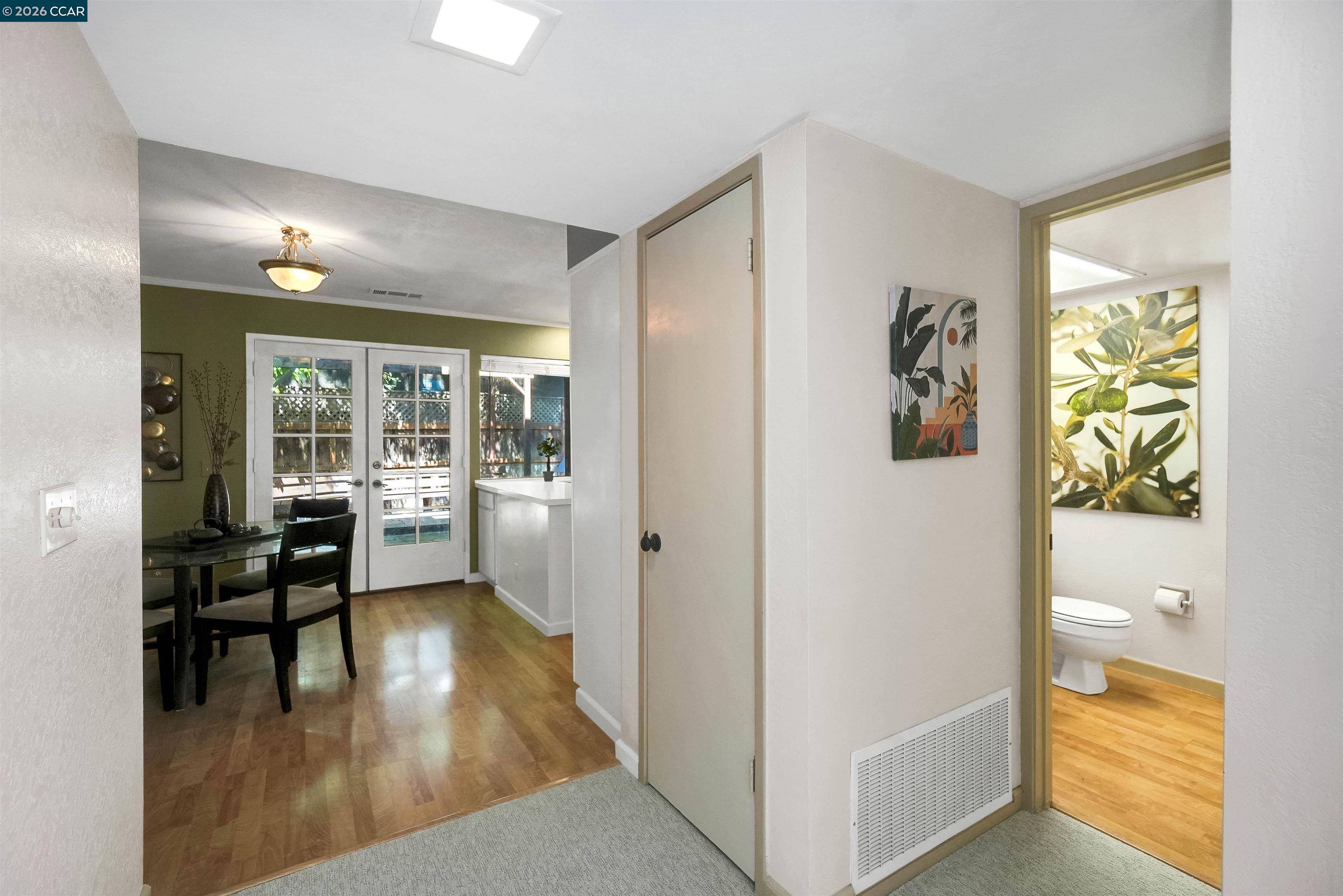 Photo #12: 41131393 Listing: Photo #12