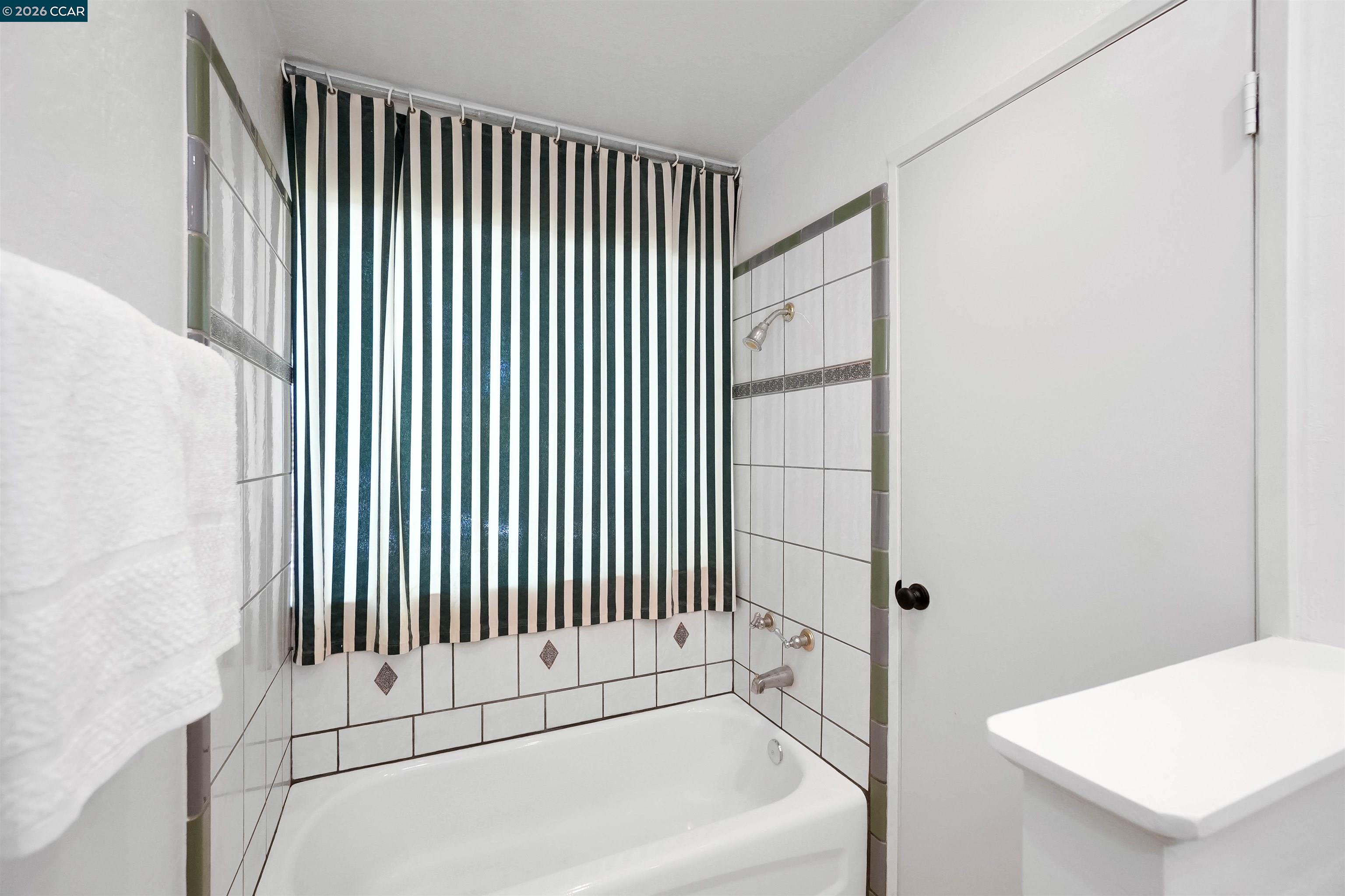 Photo #28: 41131393 Listing: Photo #28