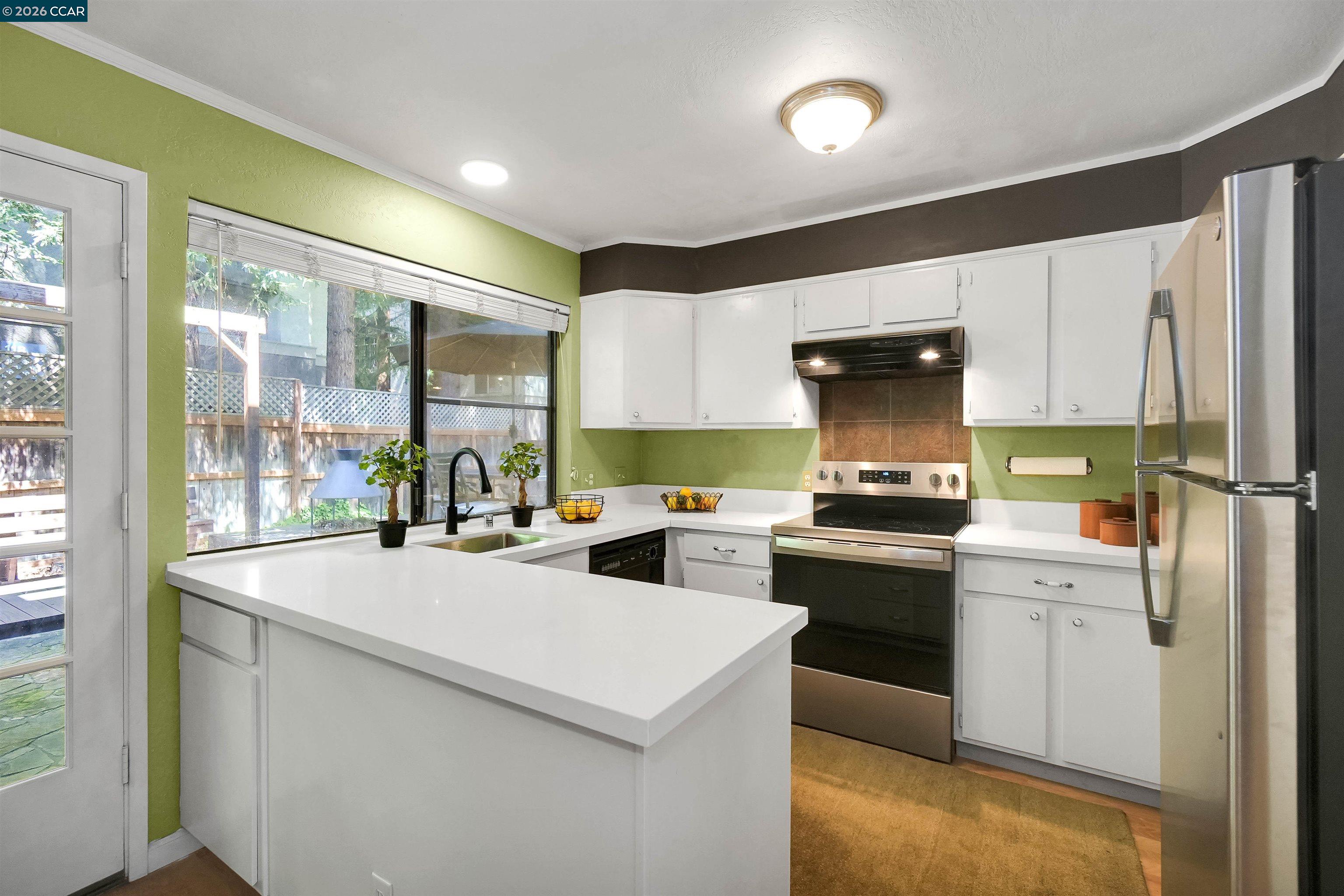 Photo #6: 41131393 Listing: Photo #6