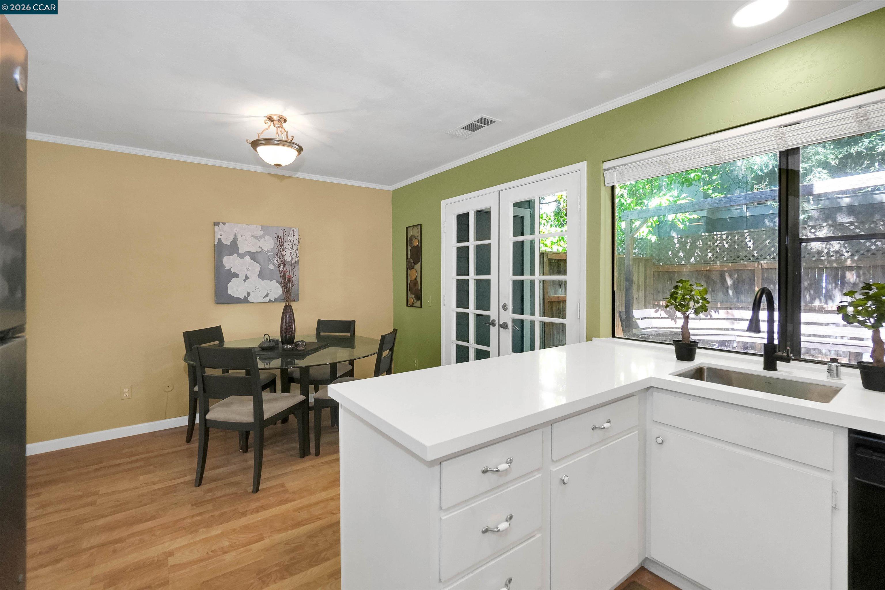 Photo #8: 41131393 Listing: Photo #8