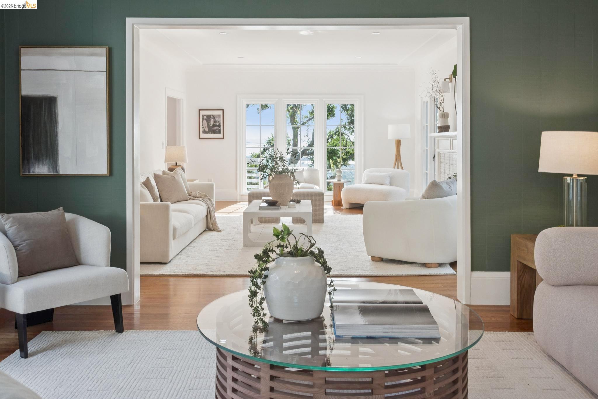 Detail Gallery Image 16 of 77 For 1001 Cragmont Ave, Berkeley,  CA 94708 - 4 Beds | 4 Baths