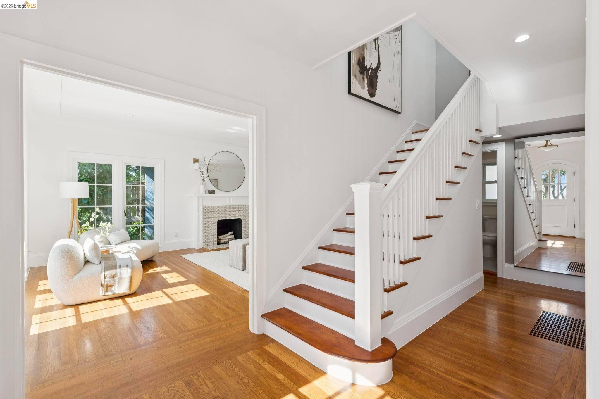 Detail Gallery Image 26 of 77 For 1001 Cragmont Ave, Berkeley,  CA 94708 - 4 Beds | 4 Baths