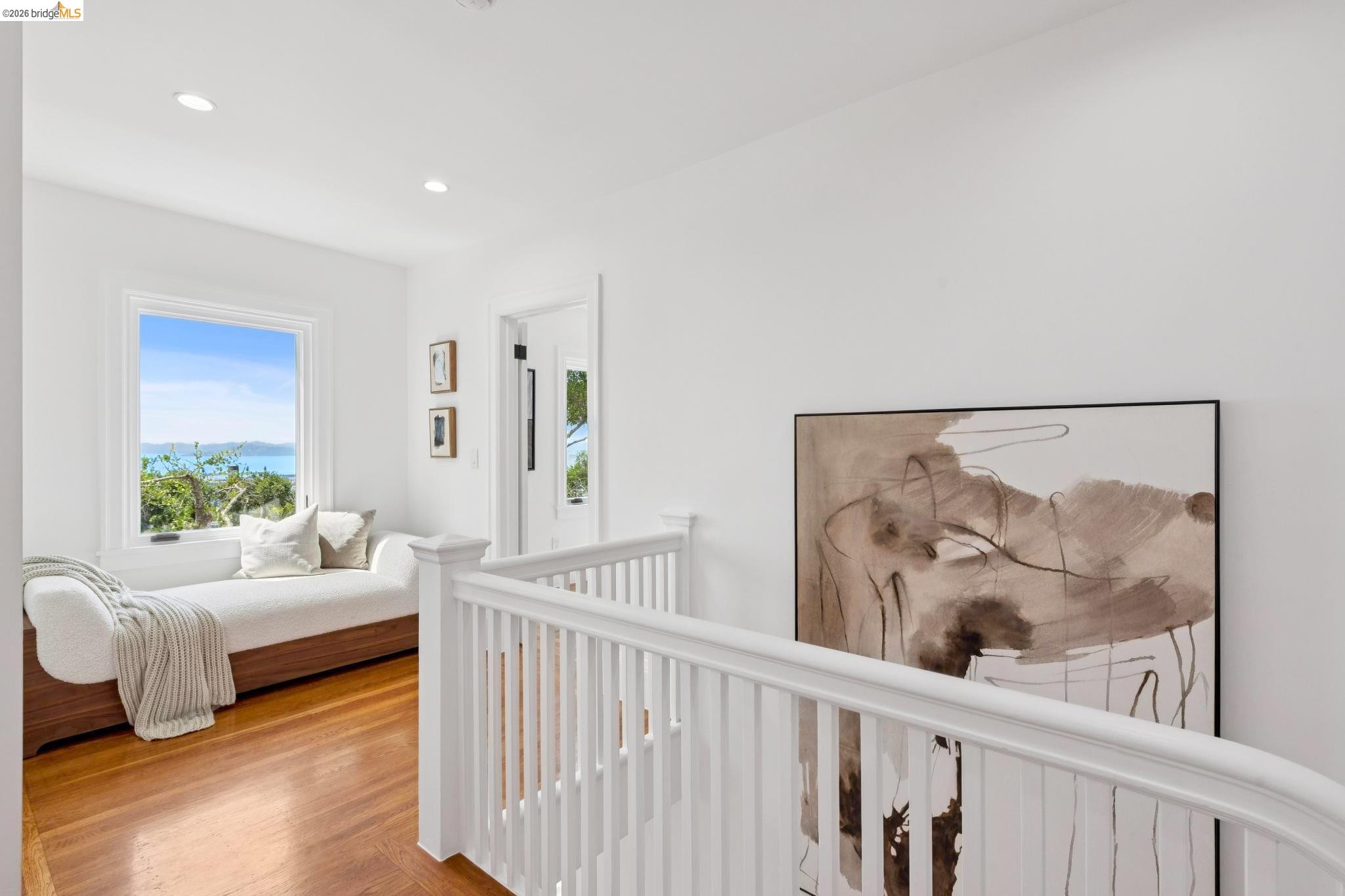 Detail Gallery Image 27 of 77 For 1001 Cragmont Ave, Berkeley,  CA 94708 - 4 Beds | 4 Baths