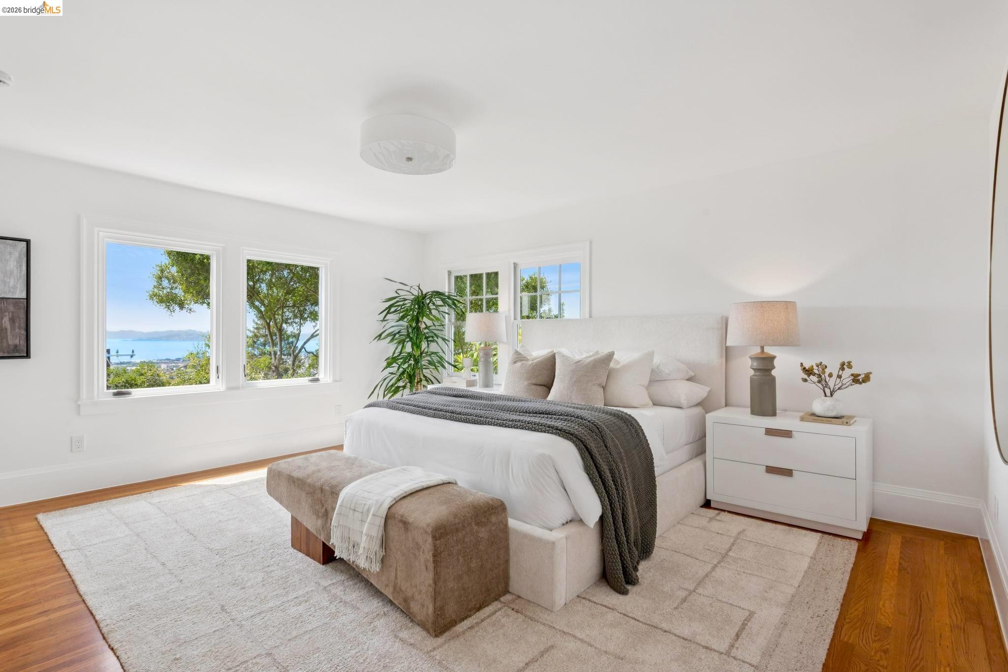 Detail Gallery Image 30 of 77 For 1001 Cragmont Ave, Berkeley,  CA 94708 - 4 Beds | 4 Baths