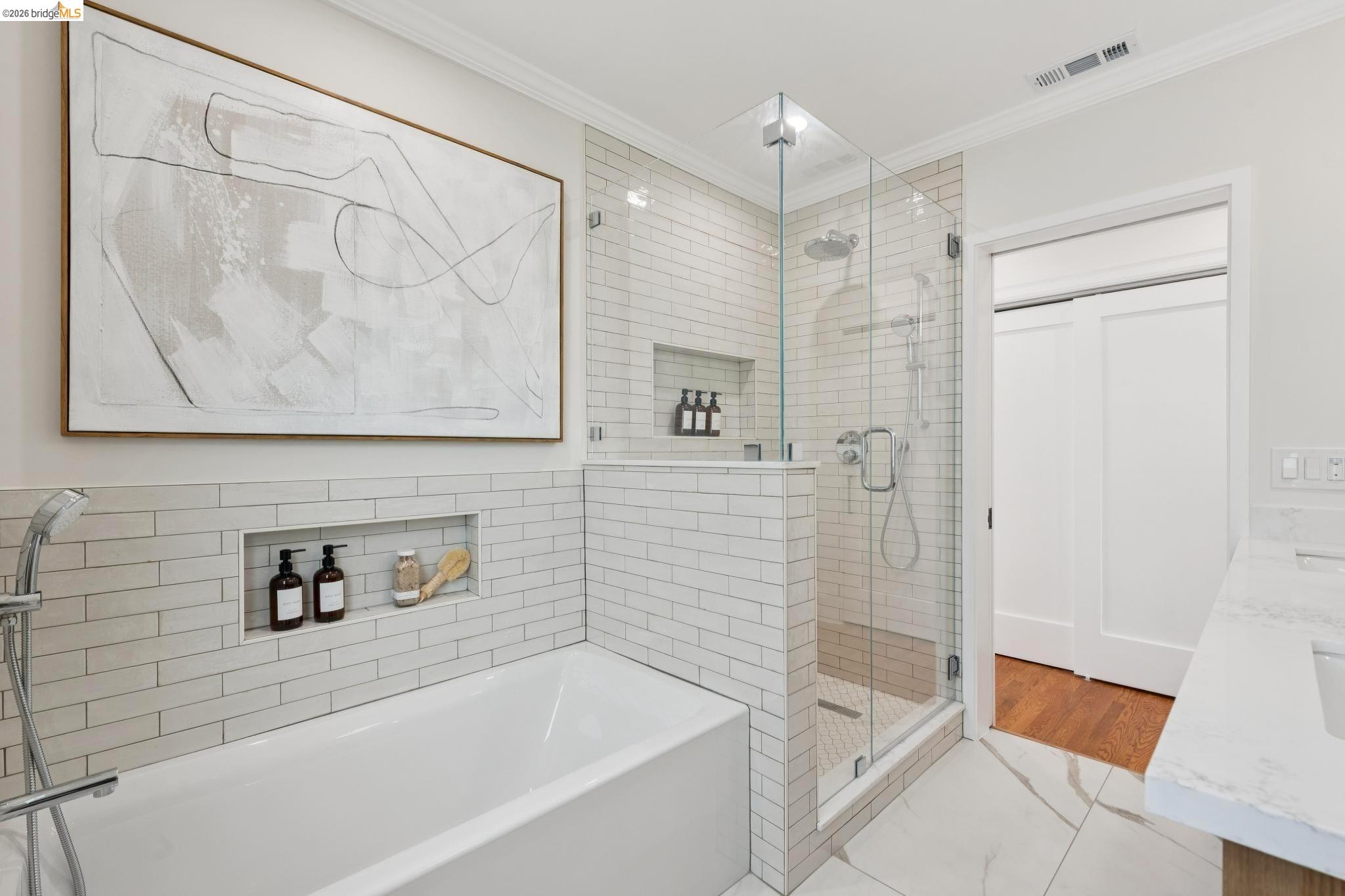 Detail Gallery Image 35 of 77 For 1001 Cragmont Ave, Berkeley,  CA 94708 - 4 Beds | 4 Baths