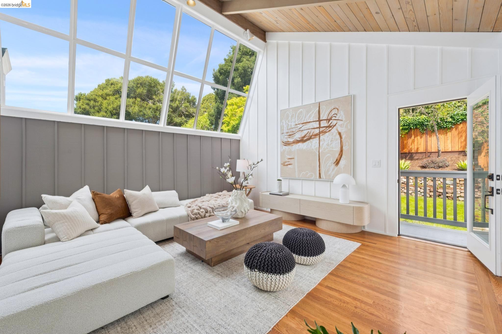 Detail Gallery Image 36 of 77 For 1001 Cragmont Ave, Berkeley,  CA 94708 - 4 Beds | 4 Baths