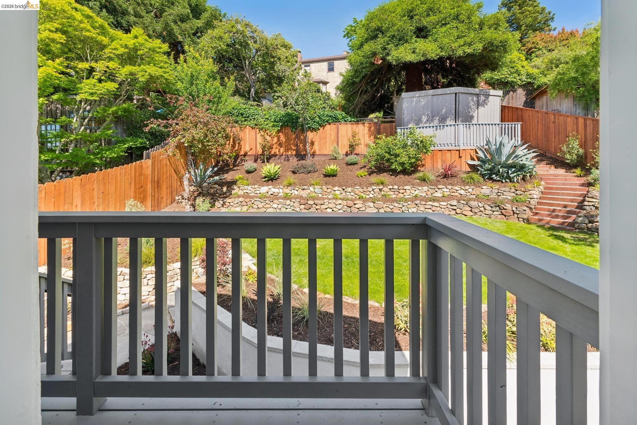 Detail Gallery Image 39 of 77 For 1001 Cragmont Ave, Berkeley,  CA 94708 - 4 Beds | 4 Baths