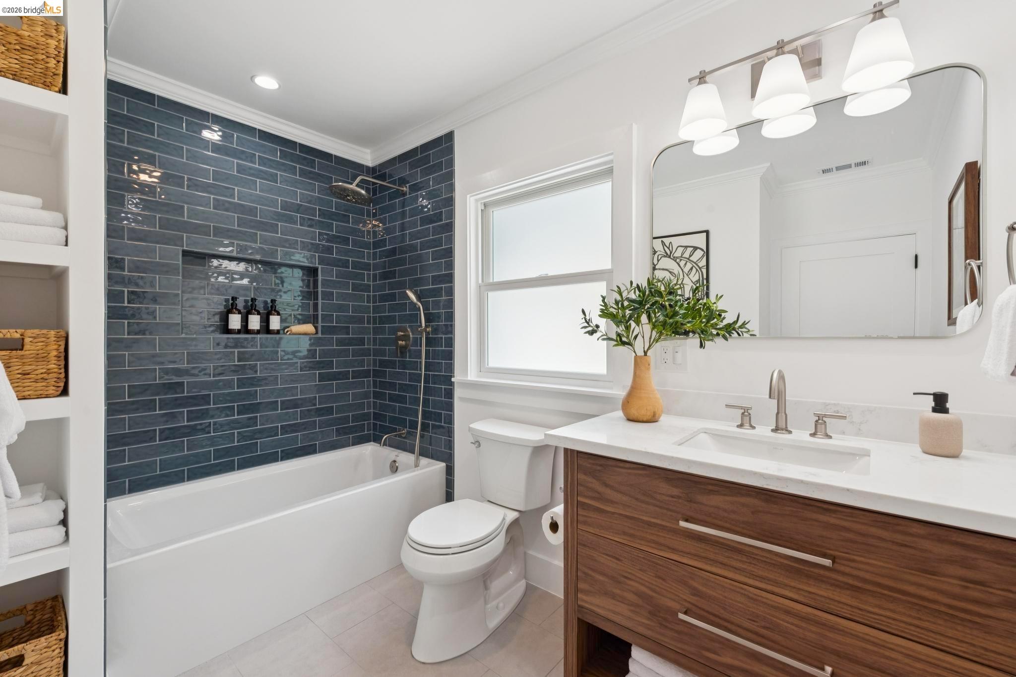 Detail Gallery Image 47 of 77 For 1001 Cragmont Ave, Berkeley,  CA 94708 - 4 Beds | 4 Baths