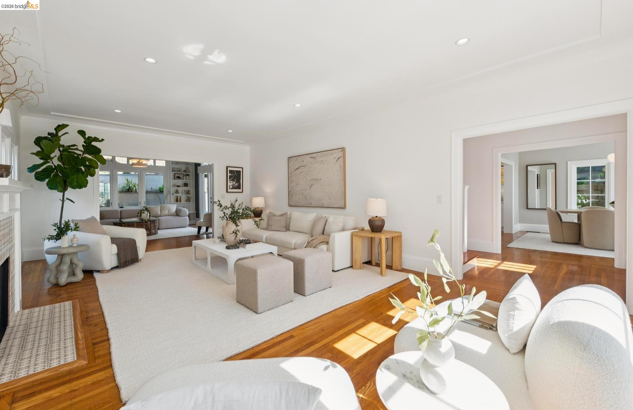 Detail Gallery Image 6 of 77 For 1001 Cragmont Ave, Berkeley,  CA 94708 - 4 Beds | 4 Baths