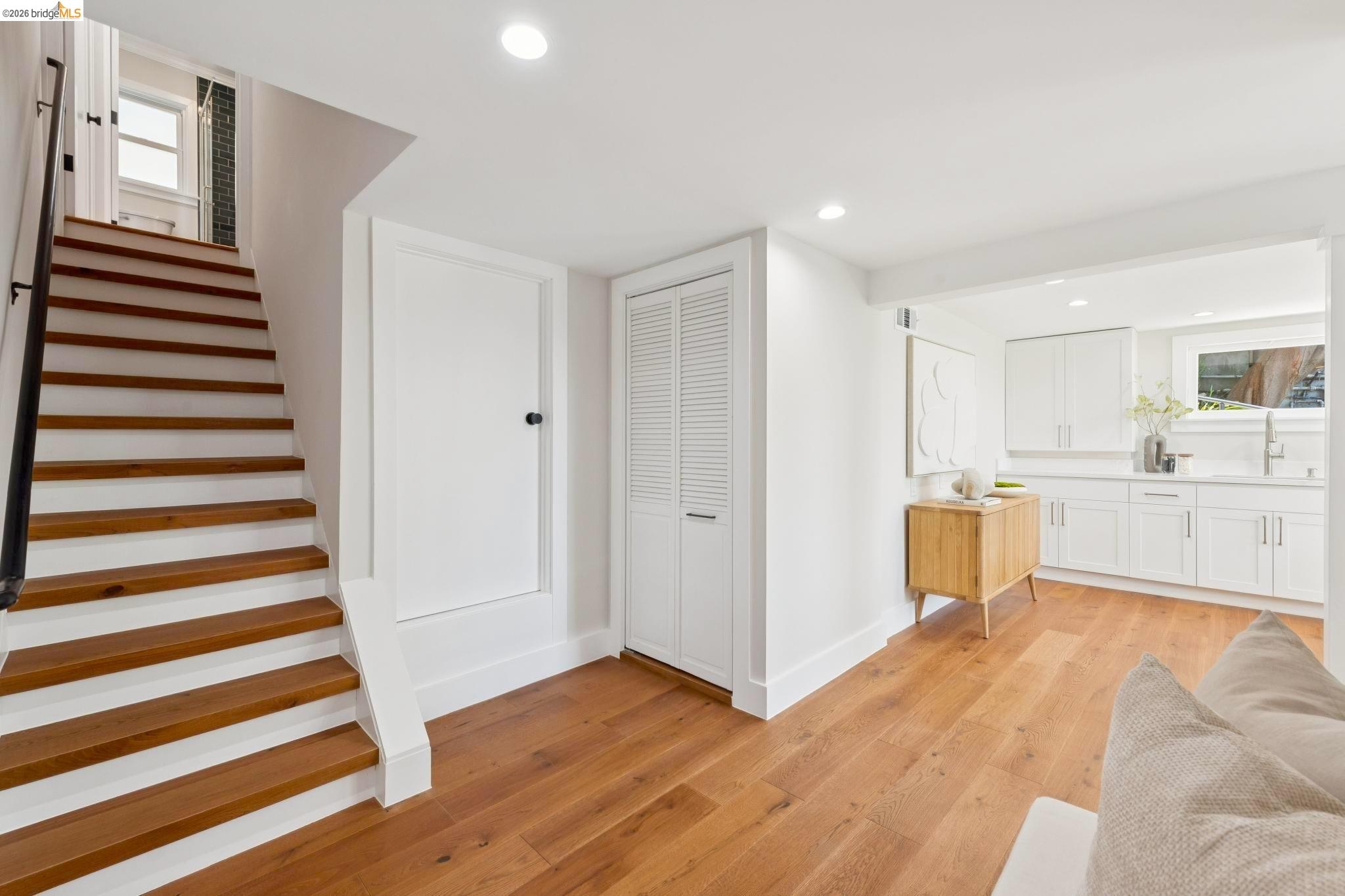 Detail Gallery Image 58 of 77 For 1001 Cragmont Ave, Berkeley,  CA 94708 - 4 Beds | 4 Baths