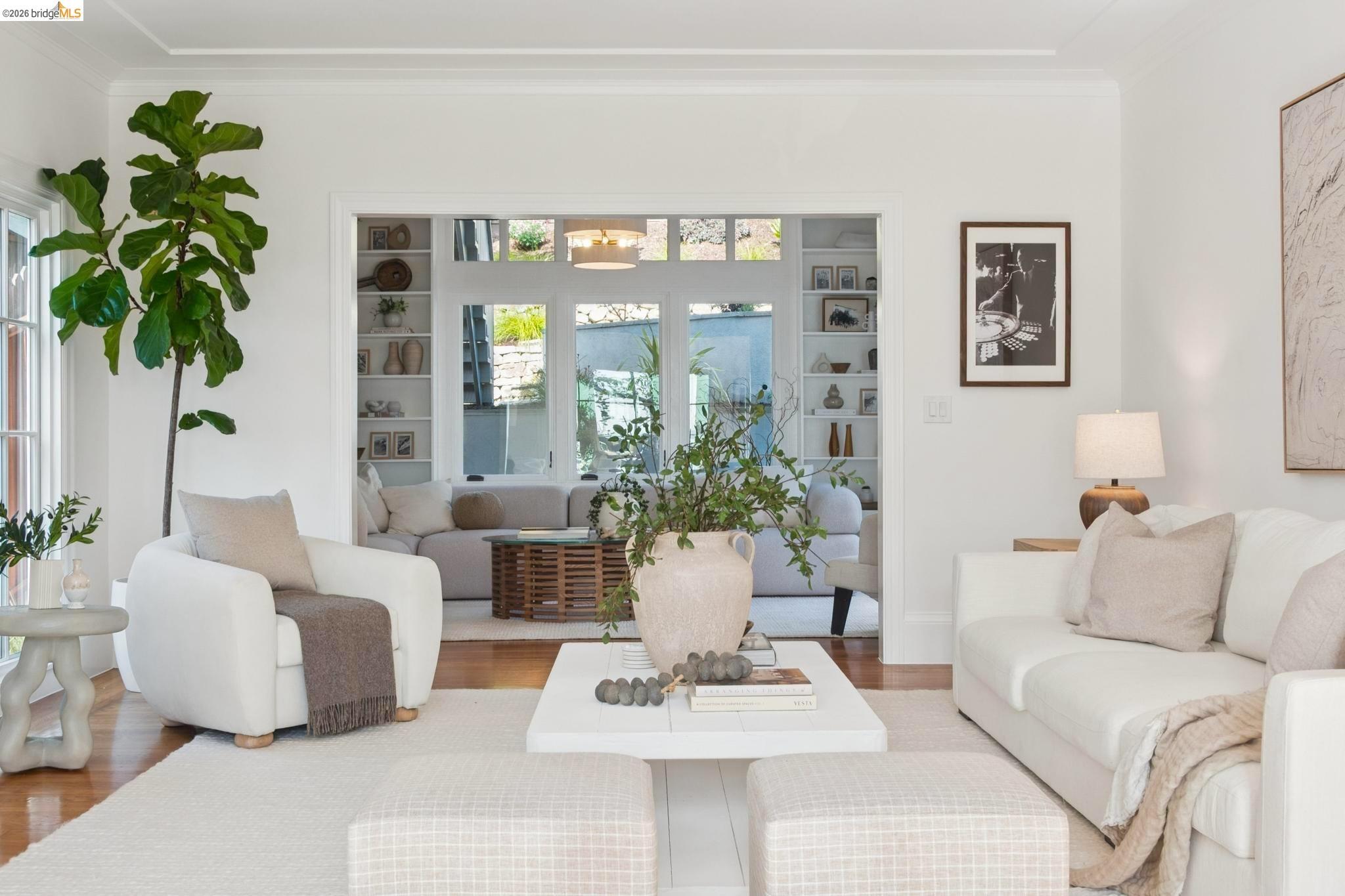 Detail Gallery Image 7 of 77 For 1001 Cragmont Ave, Berkeley,  CA 94708 - 4 Beds | 4 Baths