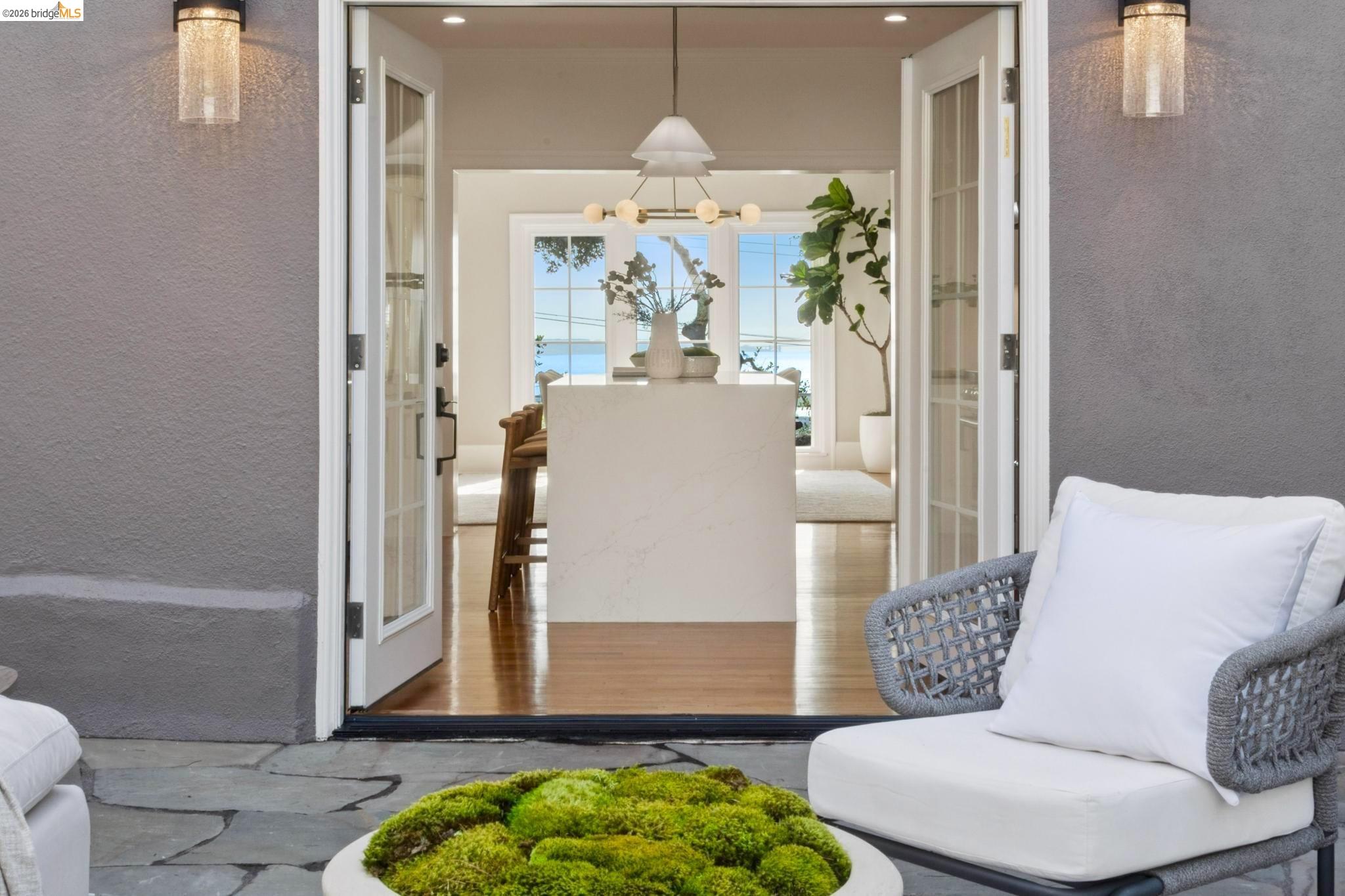 Detail Gallery Image 64 of 77 For 1001 Cragmont Ave, Berkeley,  CA 94708 - 4 Beds | 4 Baths