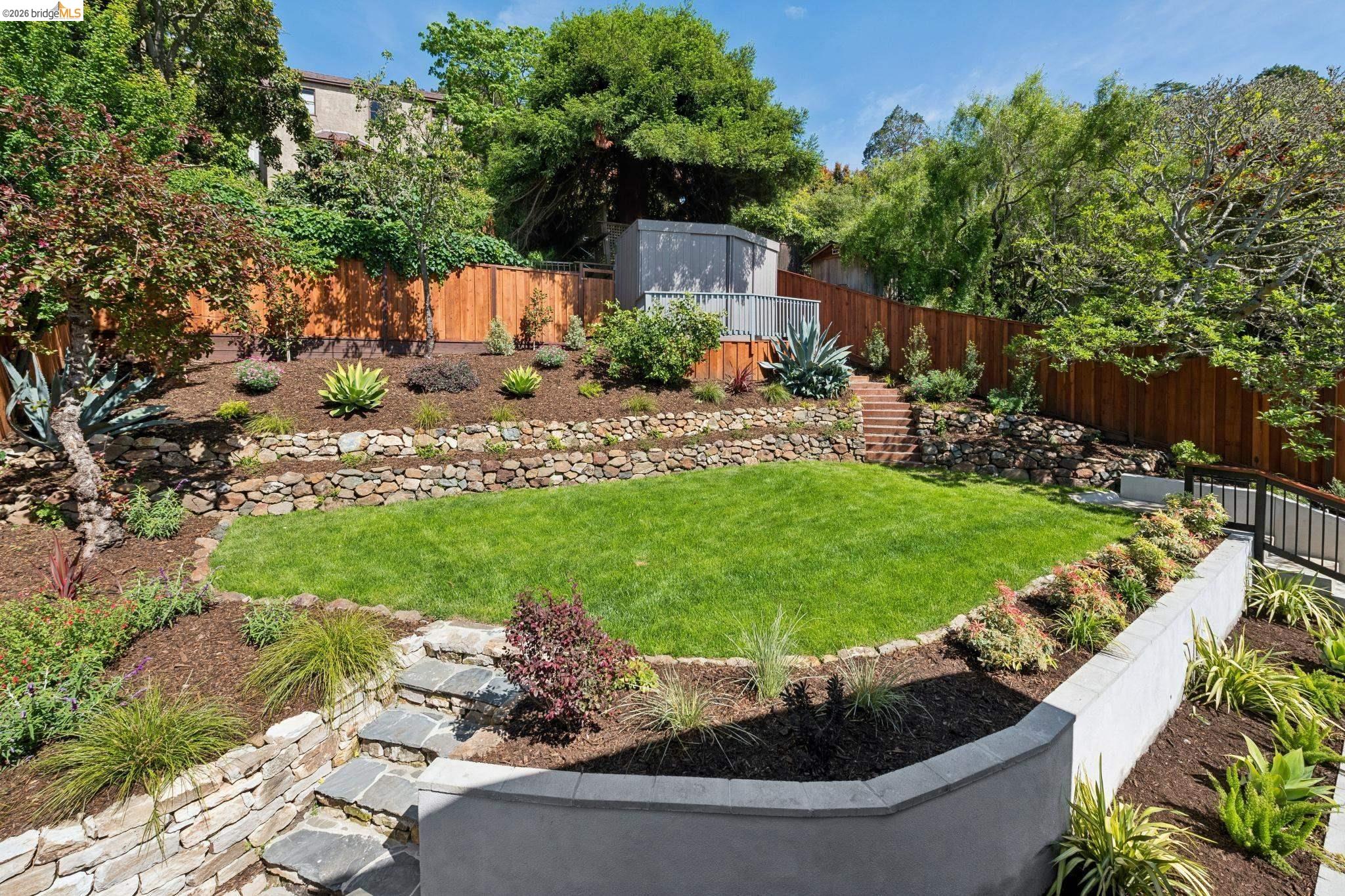 Detail Gallery Image 67 of 77 For 1001 Cragmont Ave, Berkeley,  CA 94708 - 4 Beds | 4 Baths