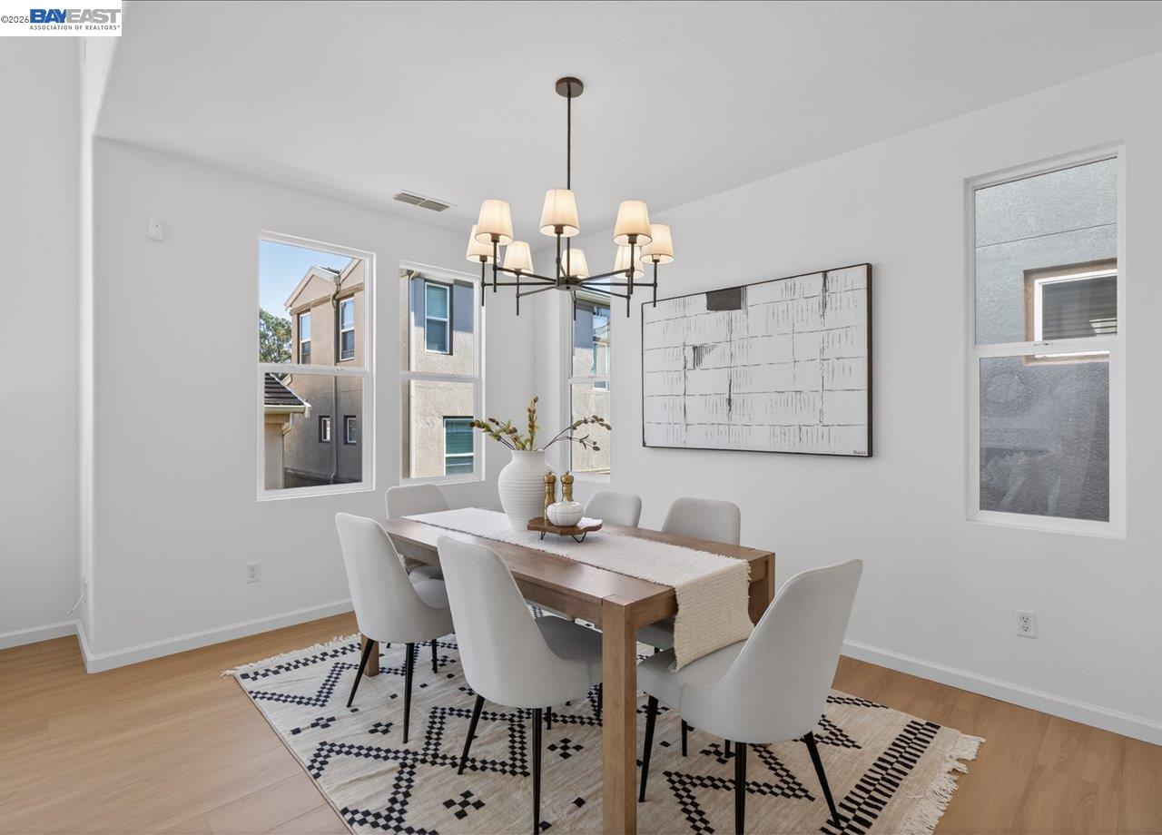 Detail Gallery Image 11 of 35 For 3348 Chartwell St, San Ramon,  CA 94583 - 3 Beds | 3/1 Baths