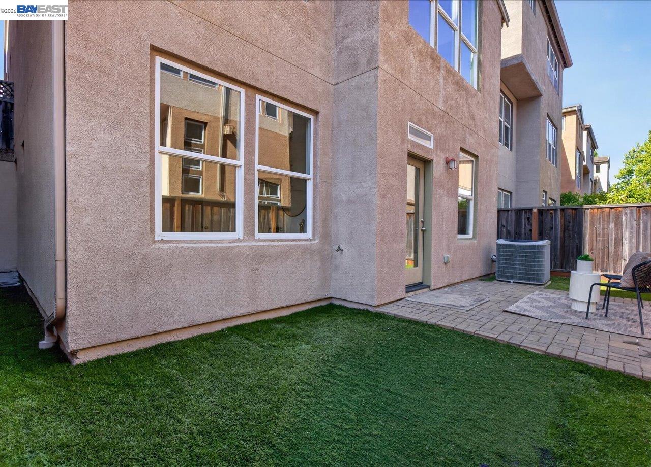 Detail Gallery Image 33 of 35 For 3348 Chartwell St, San Ramon,  CA 94583 - 3 Beds | 3/1 Baths