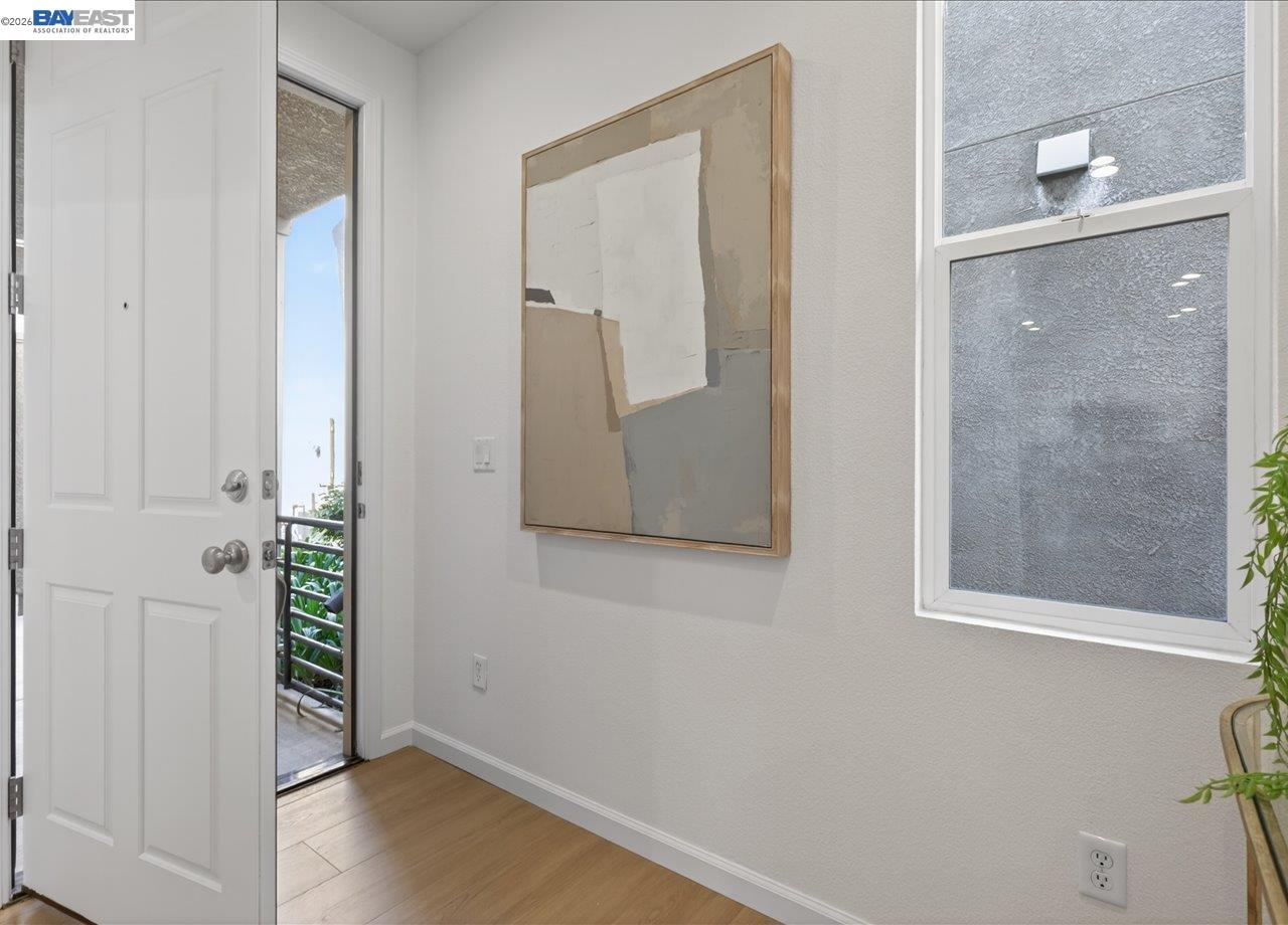 Detail Gallery Image 4 of 35 For 3348 Chartwell St, San Ramon,  CA 94583 - 3 Beds | 3/1 Baths