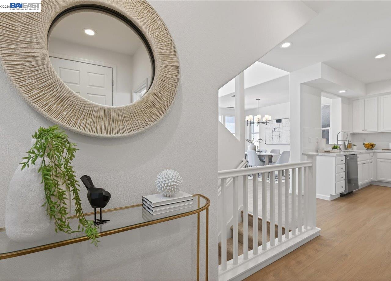 Detail Gallery Image 5 of 35 For 3348 Chartwell St, San Ramon,  CA 94583 - 3 Beds | 3/1 Baths