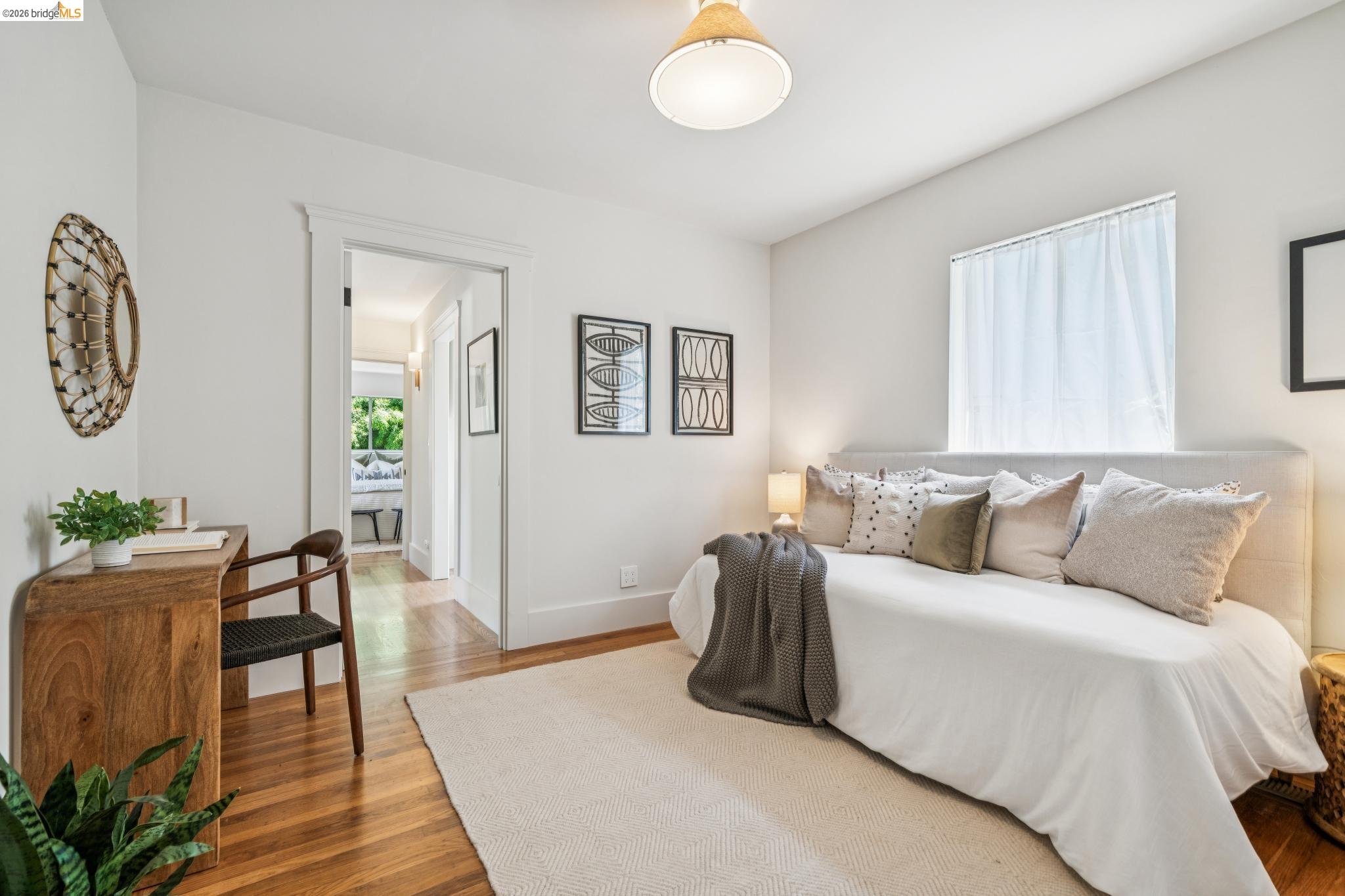 Detail Gallery Image 22 of 37 For 2323 Browning St, Berkeley,  CA 94702 - 3 Beds | 1 Baths