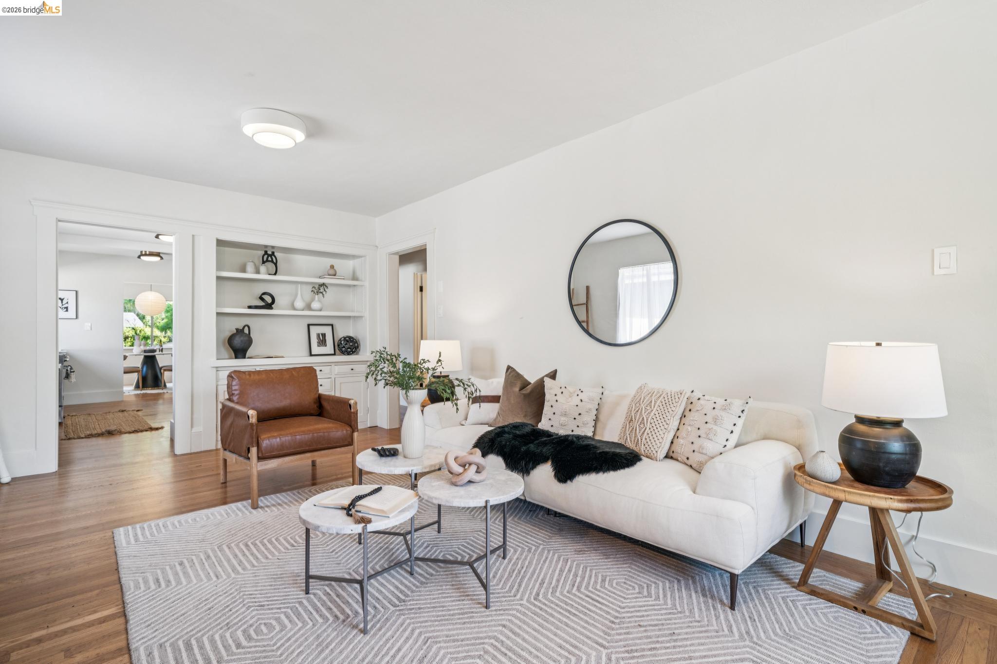 Detail Gallery Image 9 of 37 For 2323 Browning St, Berkeley,  CA 94702 - 3 Beds | 1 Baths