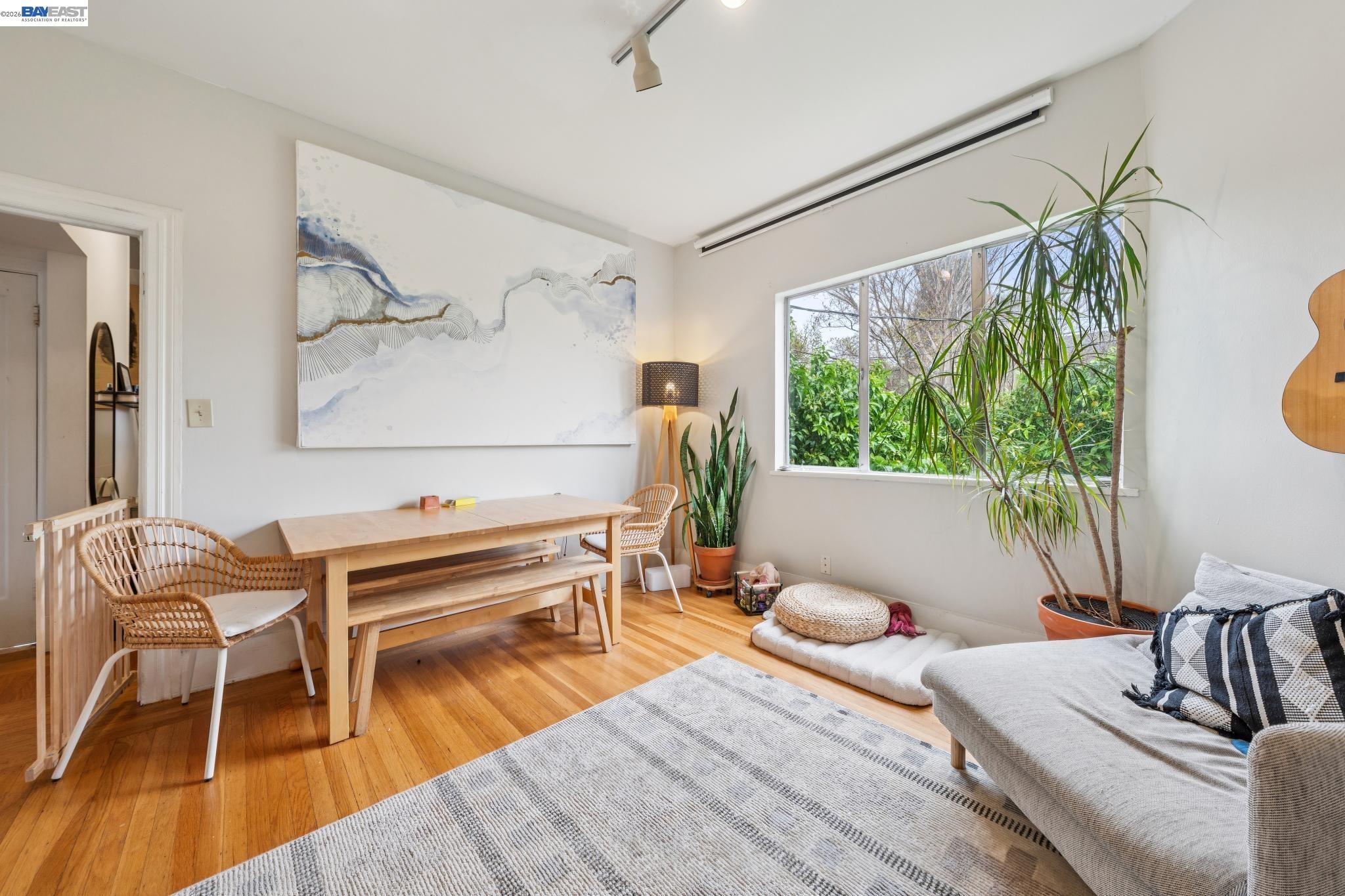 5227 LOCKSLEY AVENUE, Oakland, CA, 94618