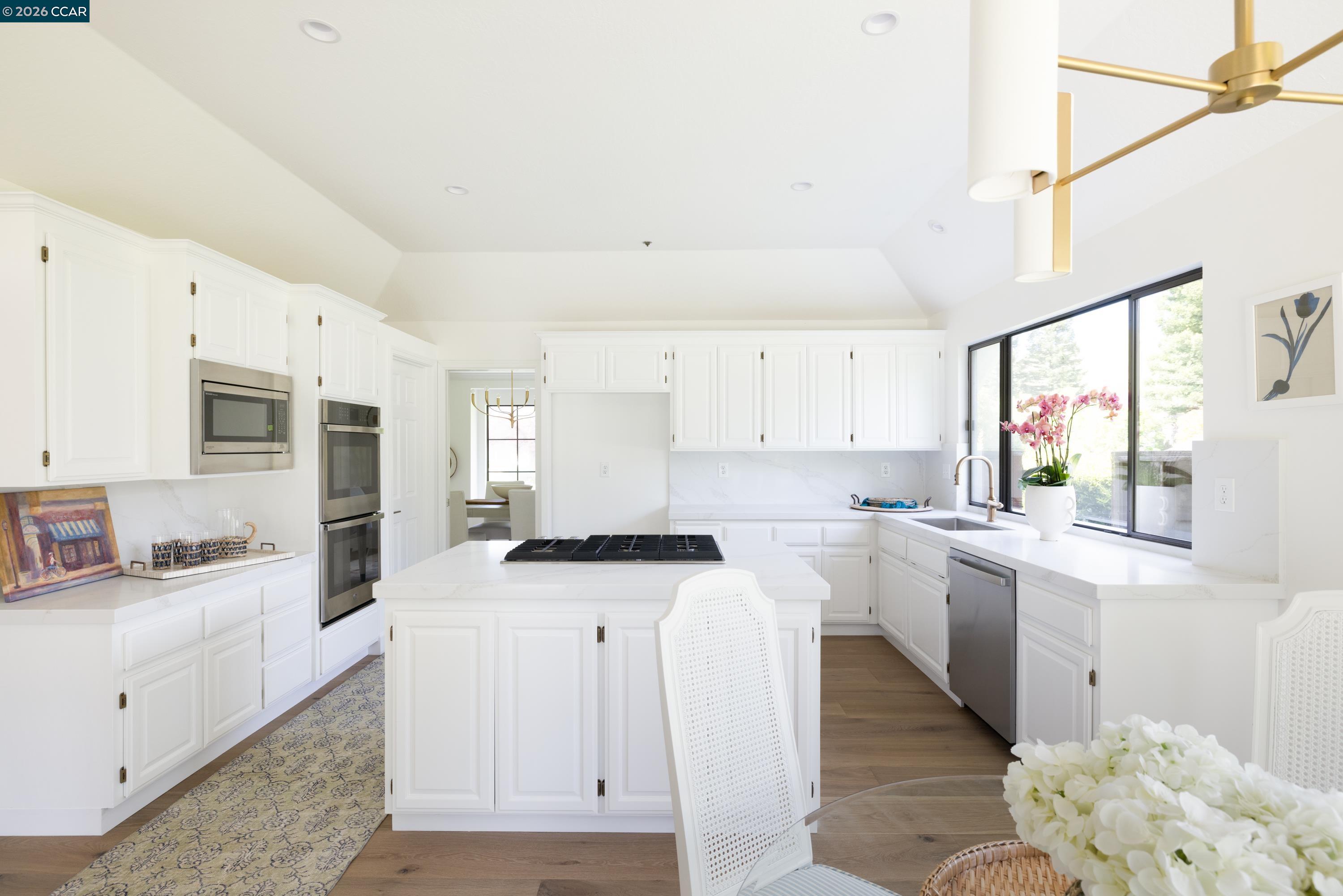 Detail Gallery Image 16 of 46 For 7 Crockett Drive, Moraga,  CA 94556 - 4 Beds | 2/1 Baths