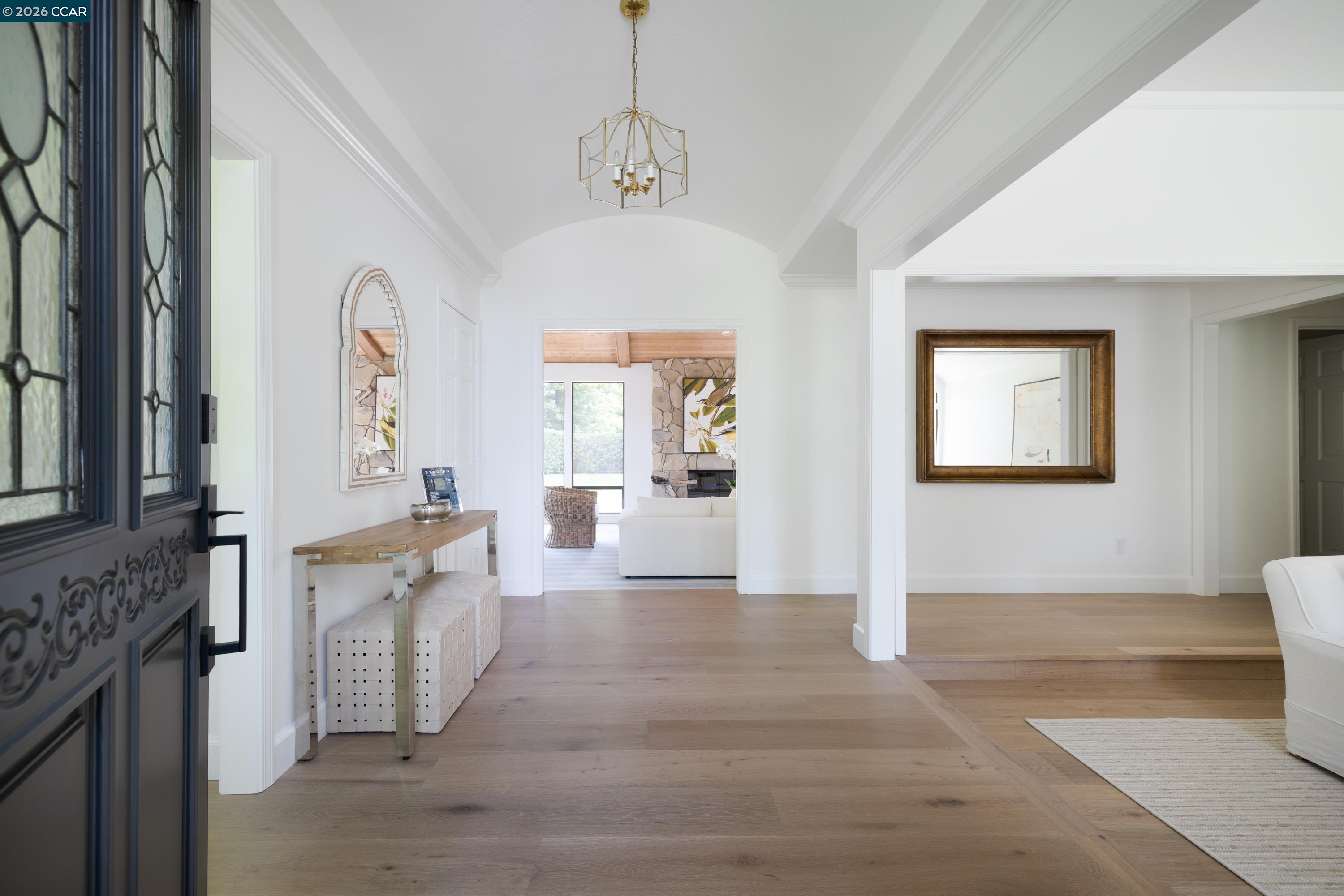 Detail Gallery Image 2 of 46 For 7 Crockett Drive, Moraga,  CA 94556 - 4 Beds | 2/1 Baths