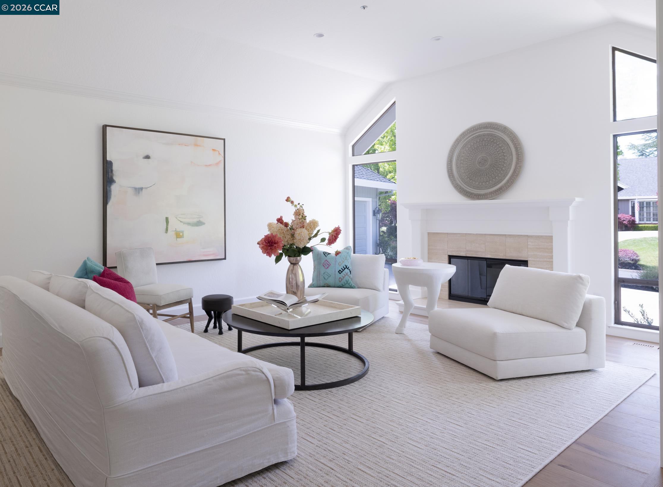 Detail Gallery Image 4 of 46 For 7 Crockett Drive, Moraga,  CA 94556 - 4 Beds | 2/1 Baths